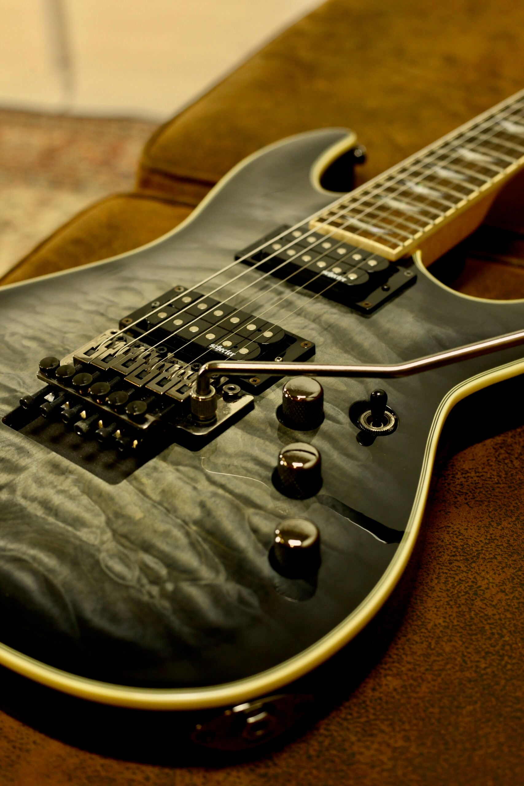 Schecter Omen Extreme 6 Floyd Rose | See Thru Black