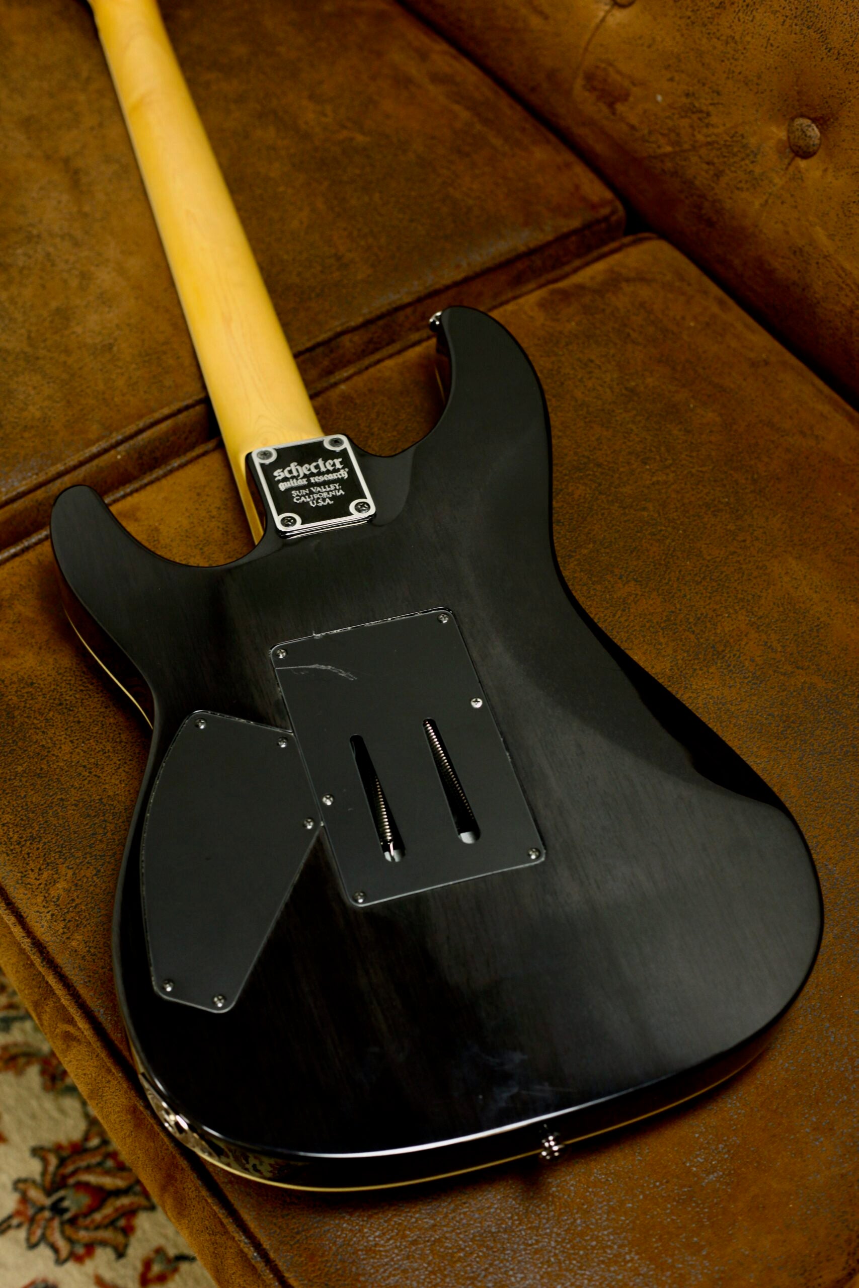 Schecter Omen Extreme 6 Floyd Rose | See Thru Black