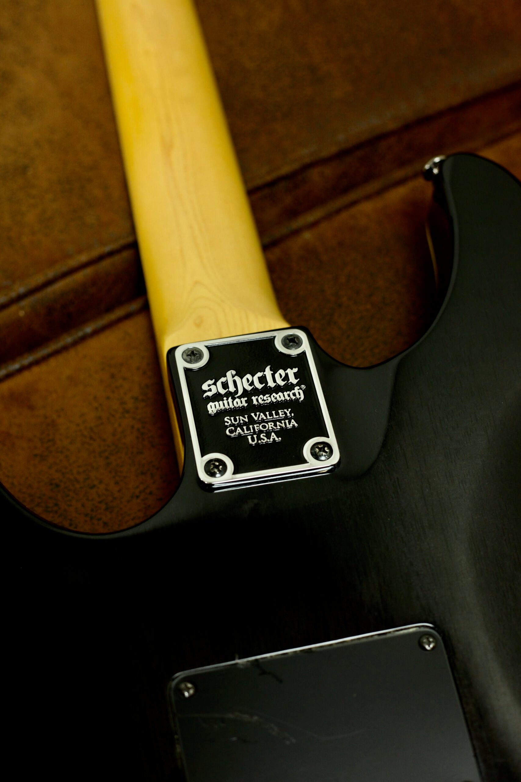 Schecter Omen Extreme 6 Floyd Rose | See Thru Black