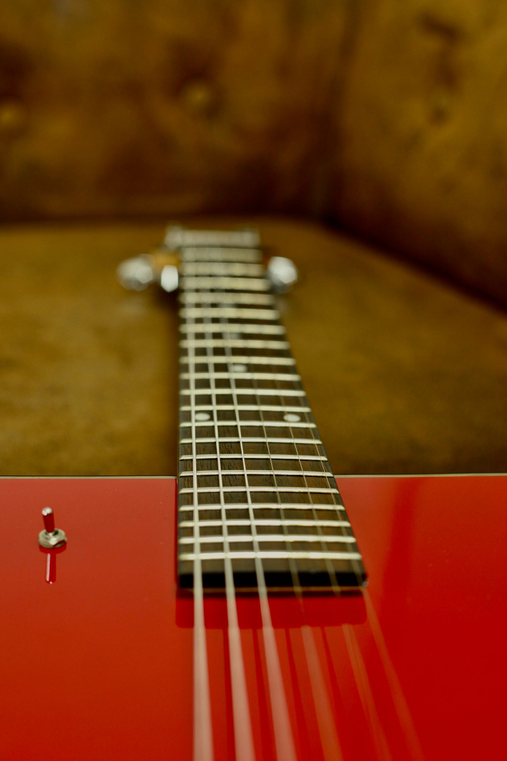 Gretsch Electromatic Bo Diddley mini G1850 | Candy Apple Red