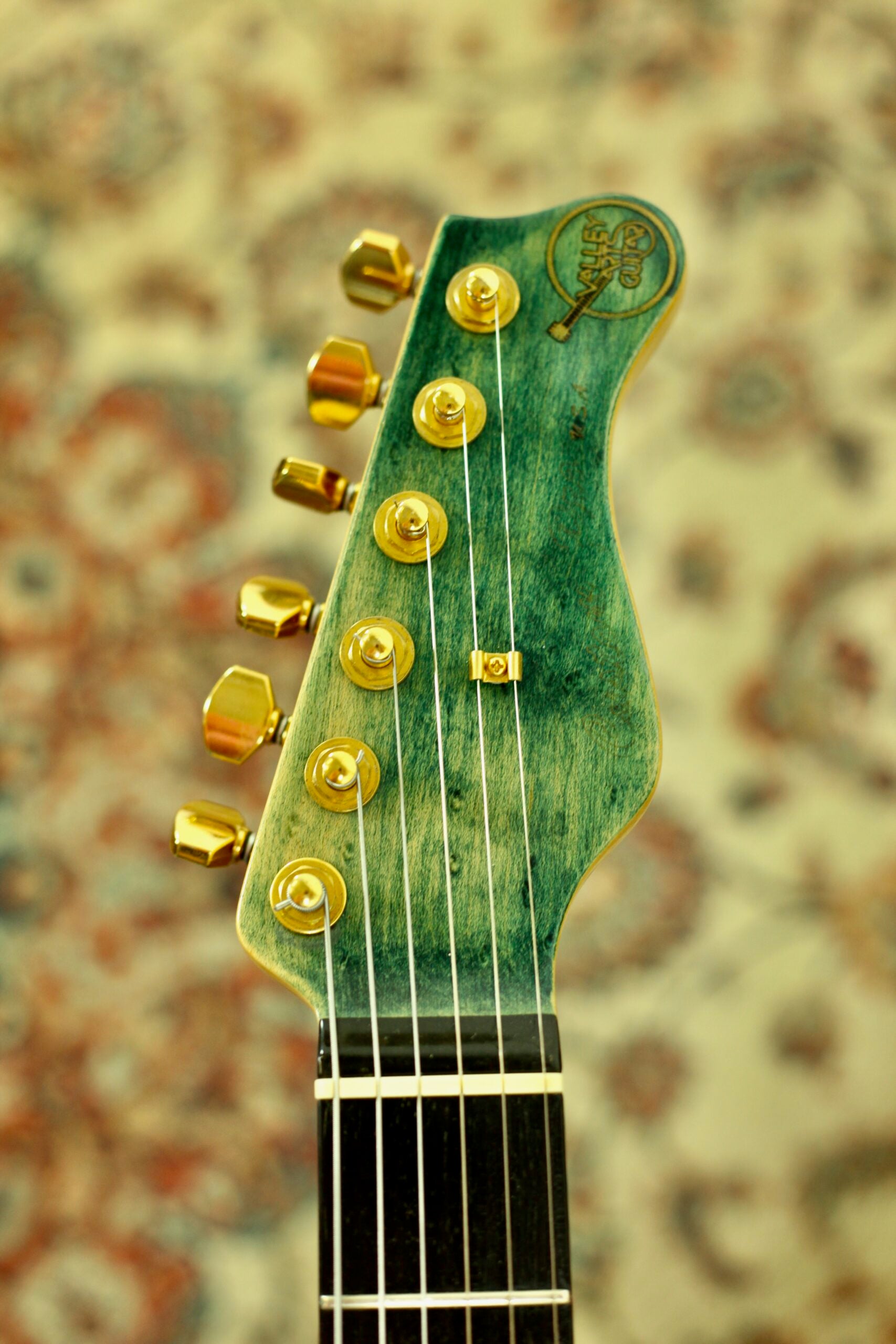 Valley Arts Custom Pro QM | Aqua Burst