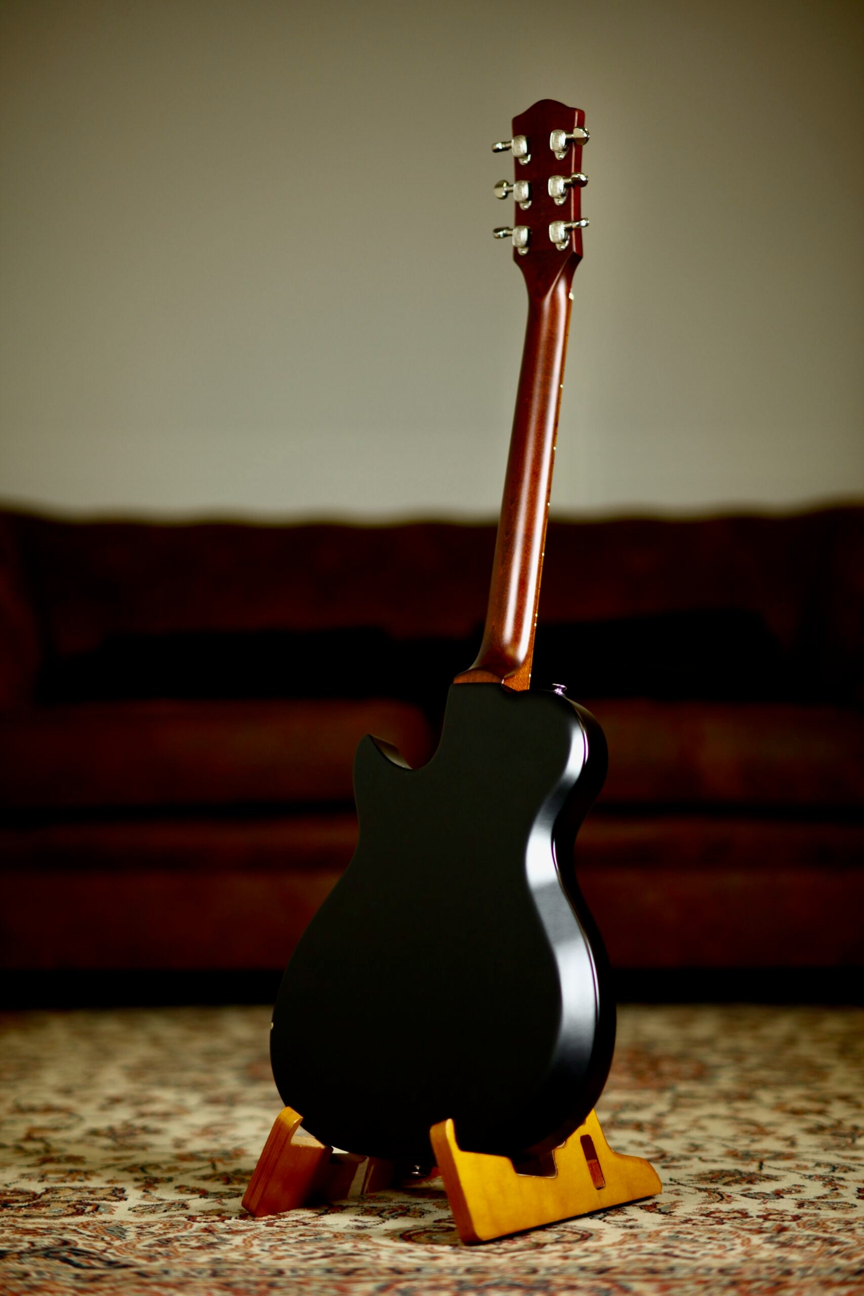 Godin Radiator 2020 | Matte Black – GitaarBarbaar B.V.