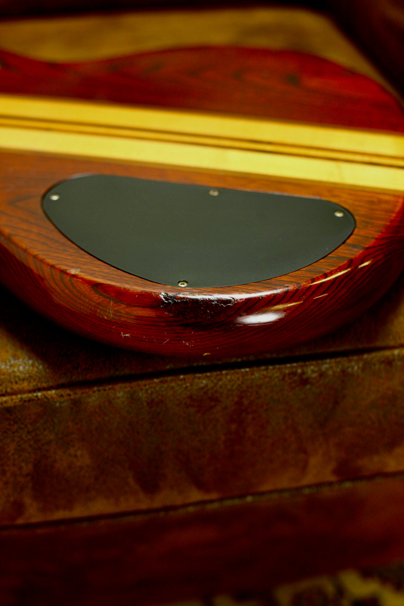Vantage VP795B 1980/1982 Set Neck | Dark Walnutd