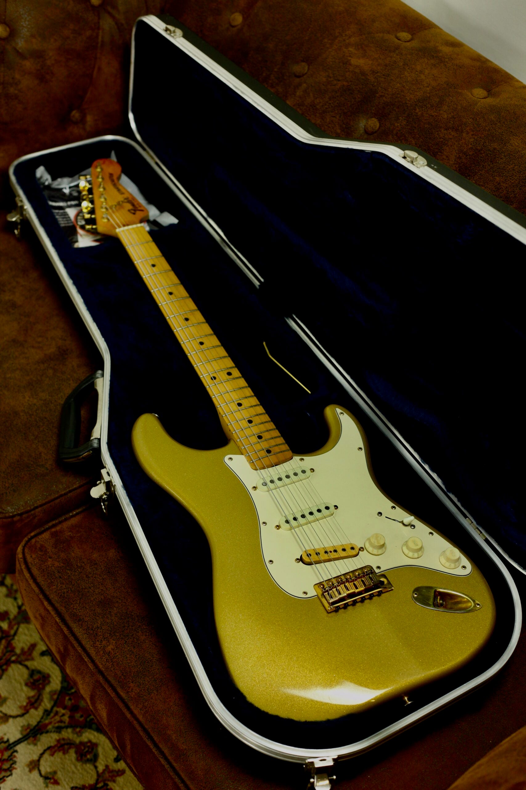 Fender Dan Smith Stratocaster 1981 | Gold Refinished