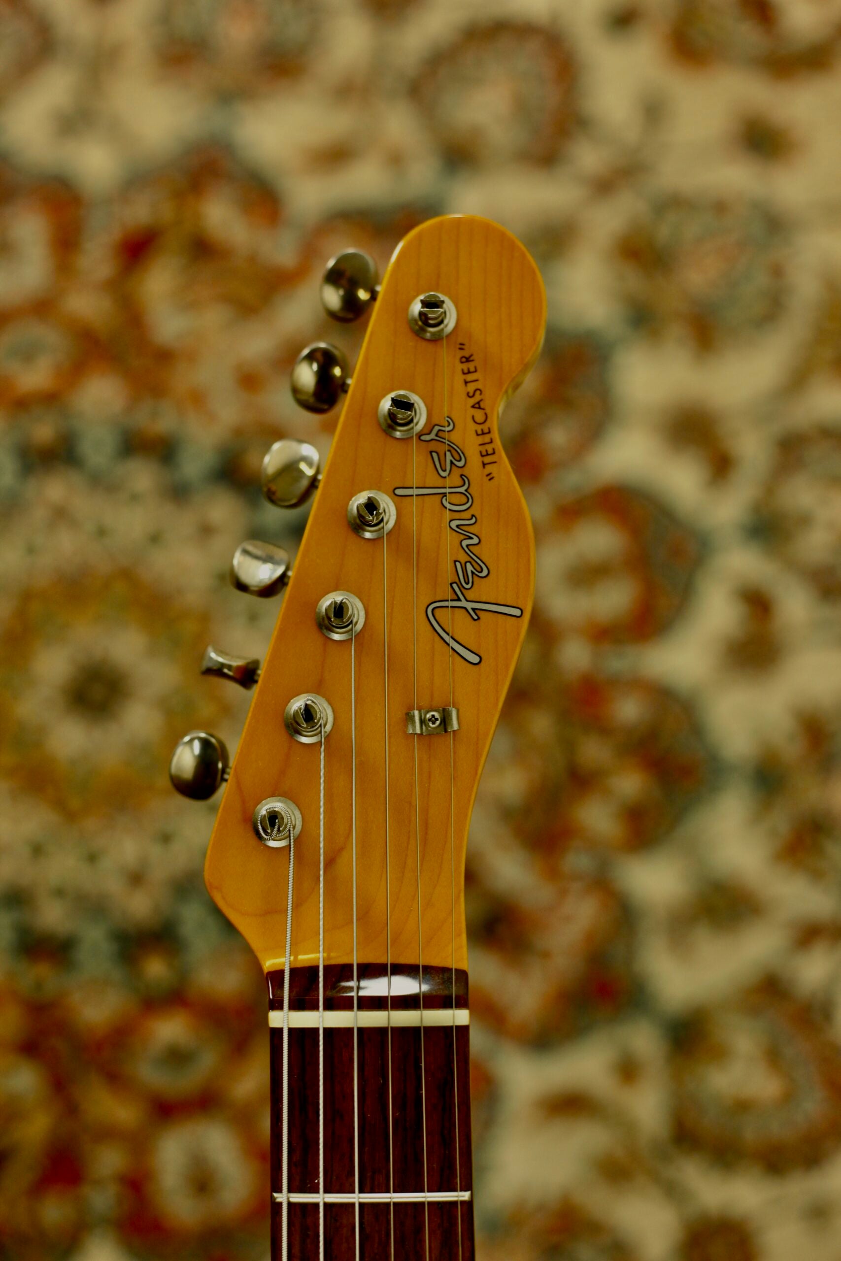 Fender MIJ Hybrid '60s Telecaster 2018 | Candy Apple Red