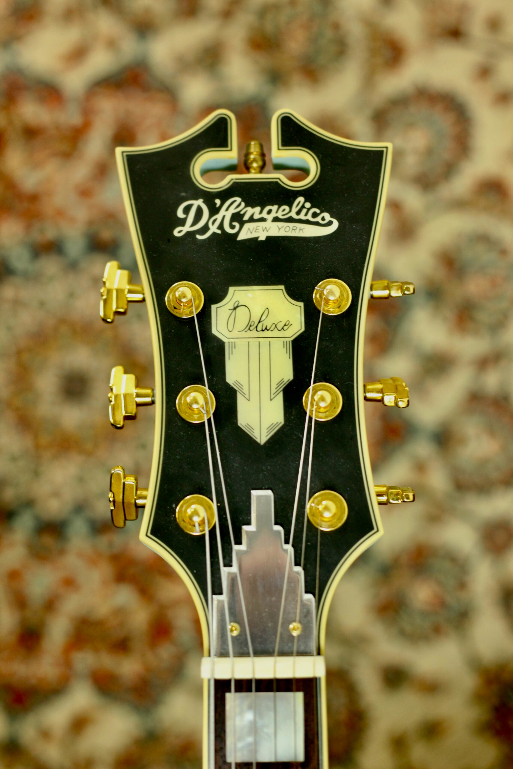 D'Angelico Deluxe Discontinued 2017 | Matte Powder Blue