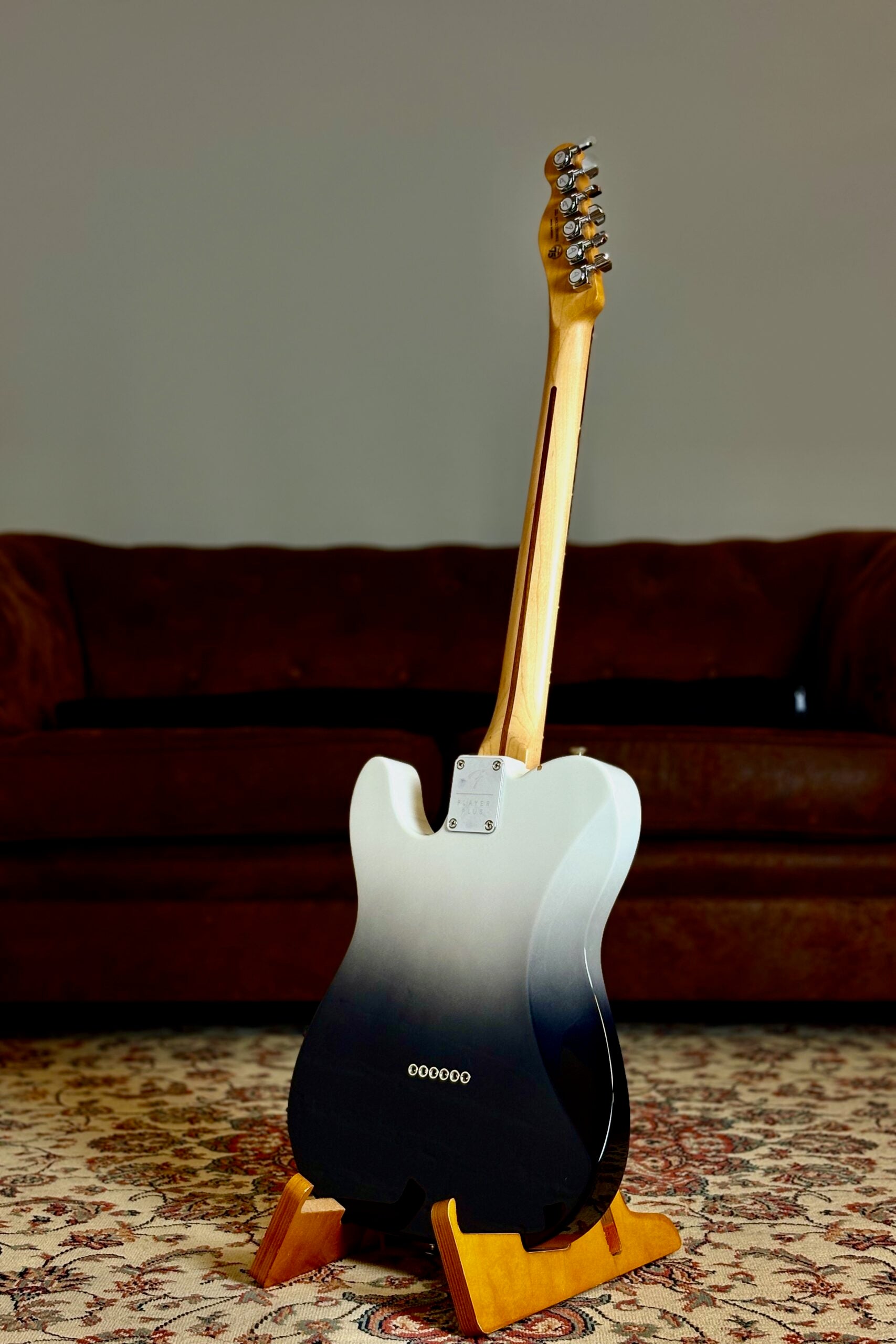 Fender Player Plus Telecaster 2021 | Silver Smoke