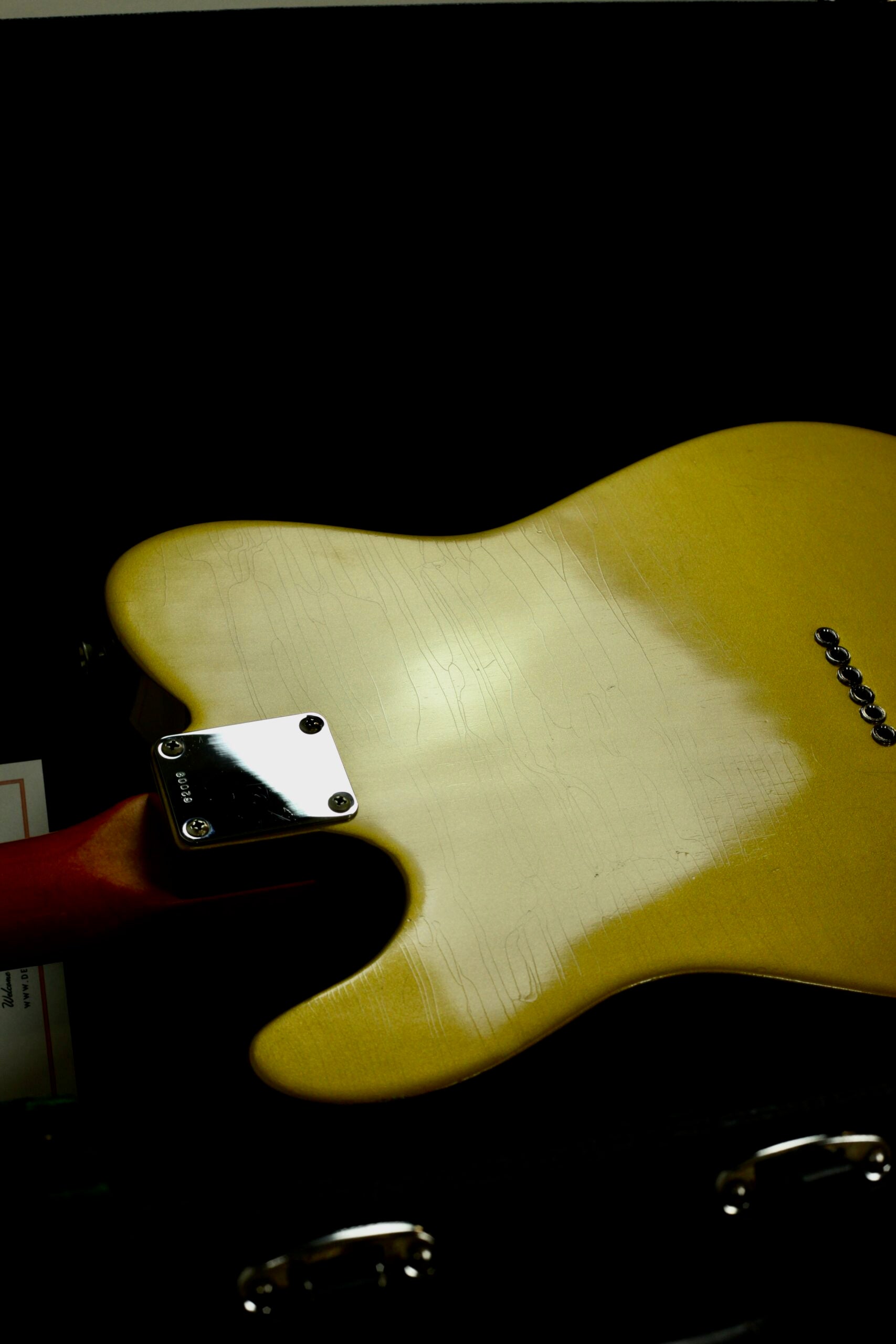 Del-Tone 60's T-style Bigsby | Gold