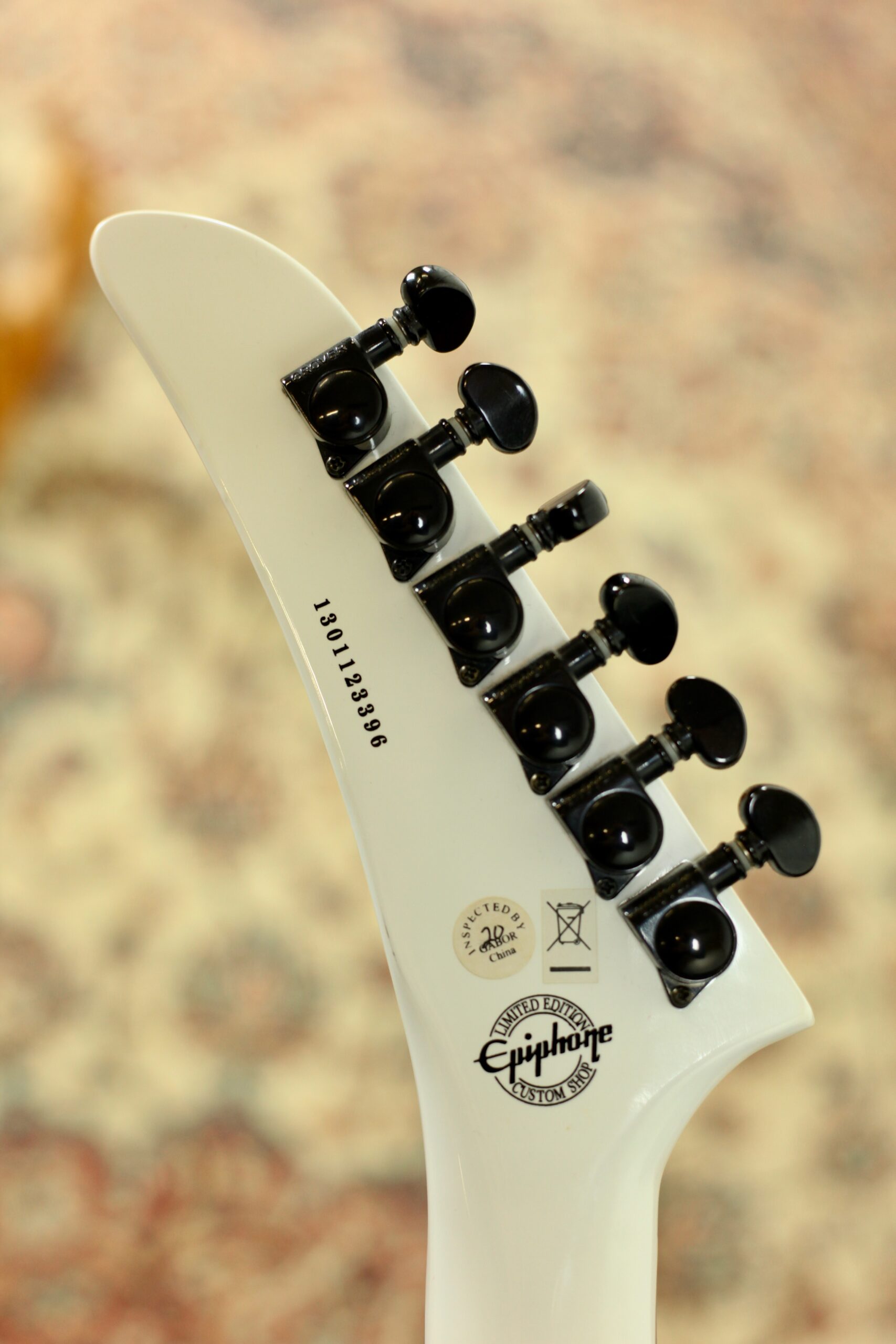 Epiphone '84 Explorer EX 2013 | Alpine White