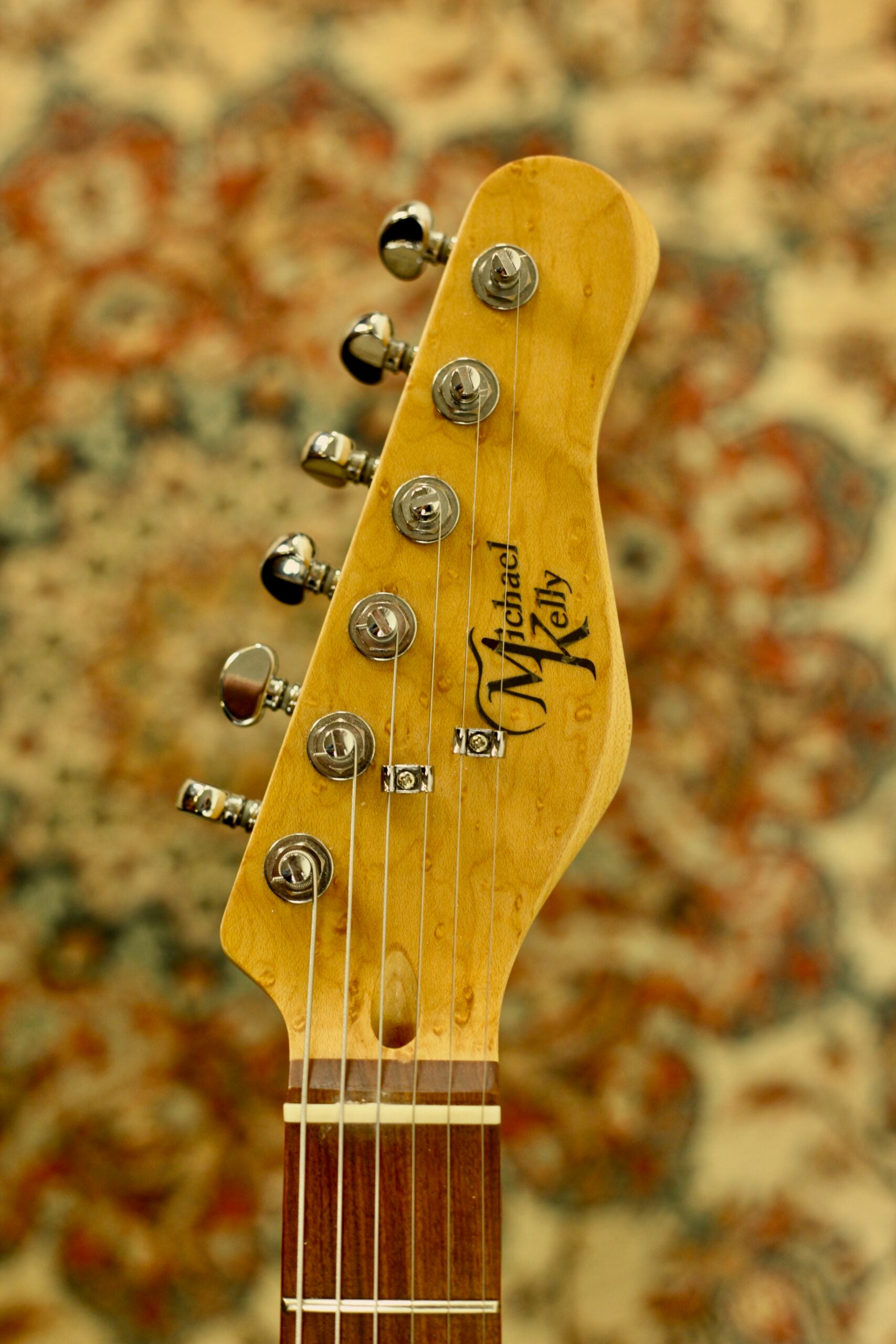 Michael Kelly 1965 | Amber