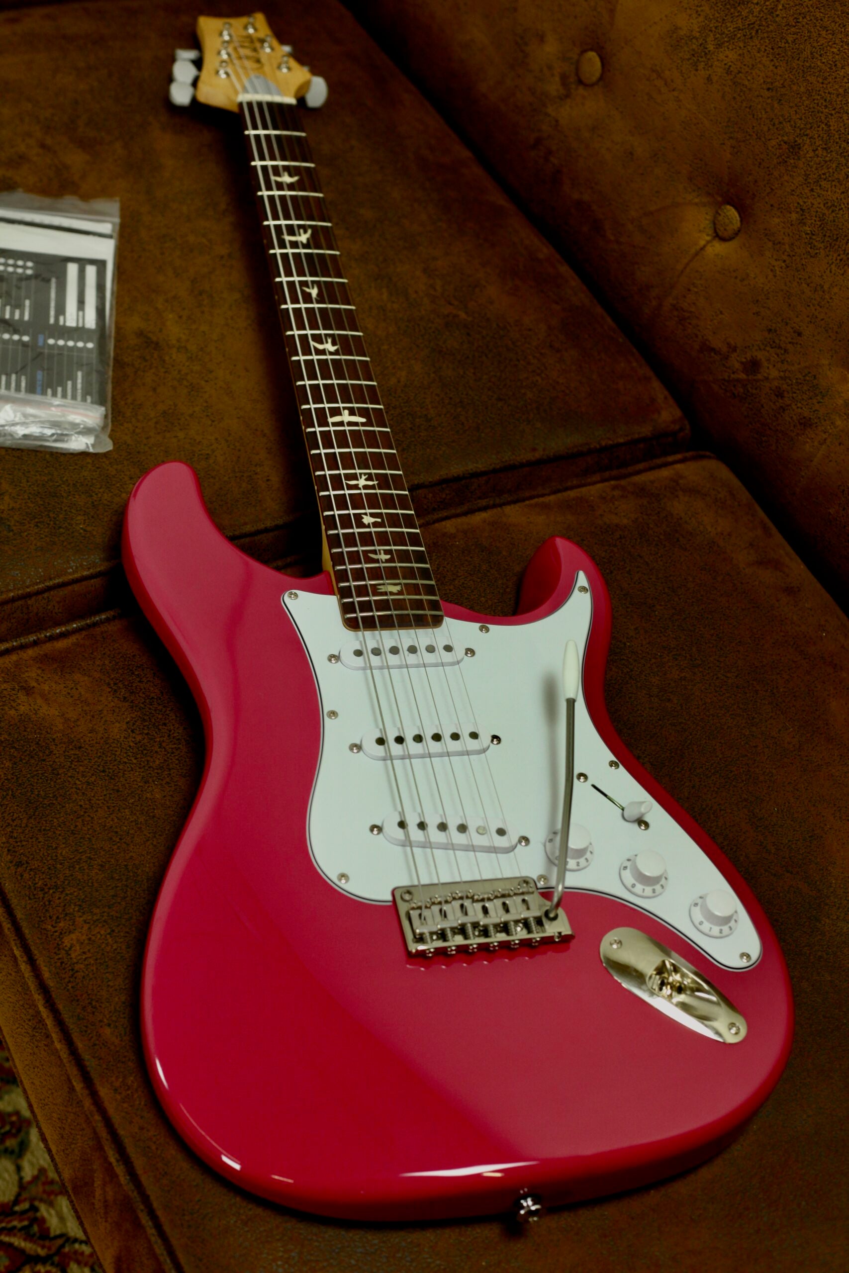 PRS SE Silver Sky 2021 | Dragon Fruit