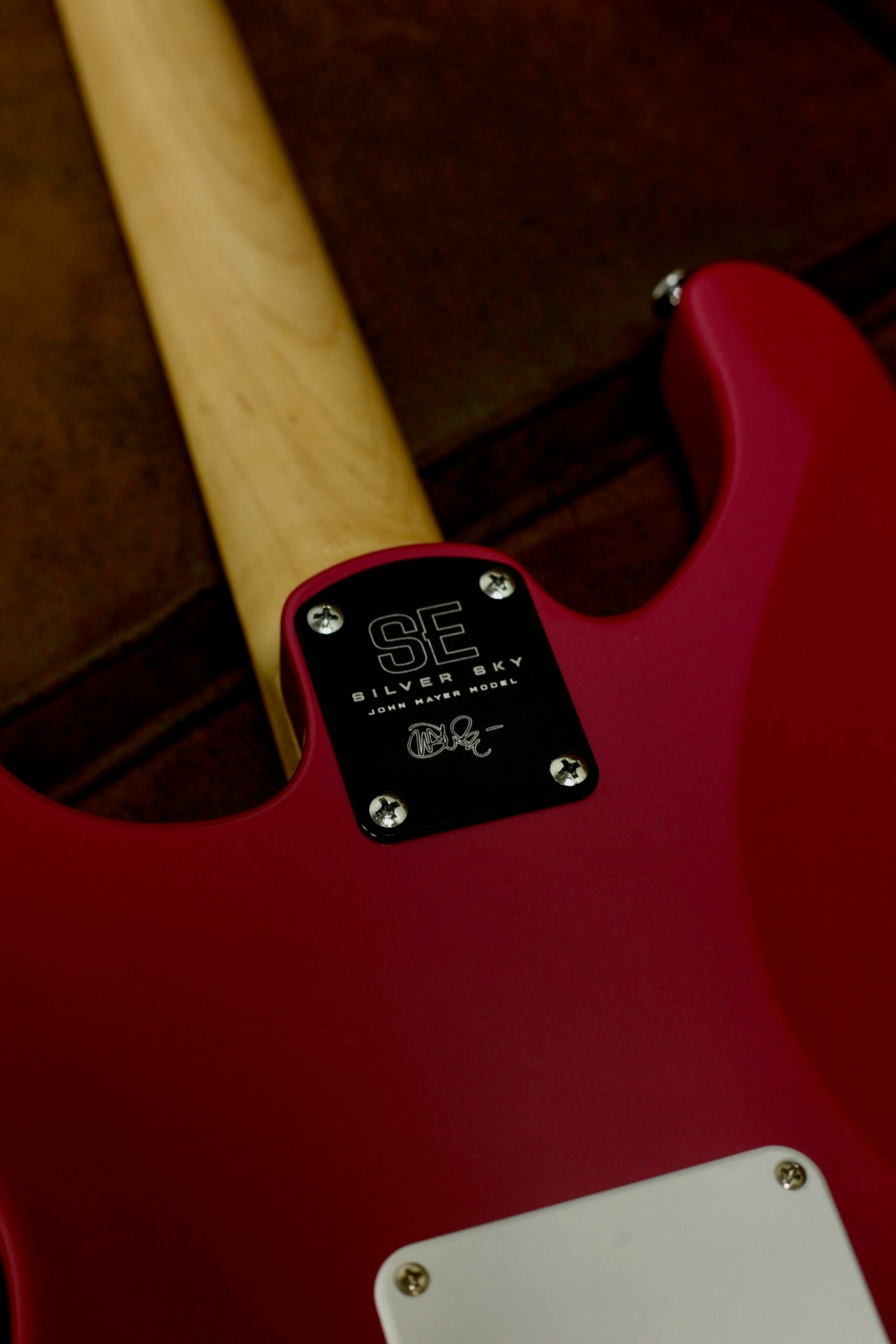 PRS SE Silver Sky 2021 | Dragon Fruit