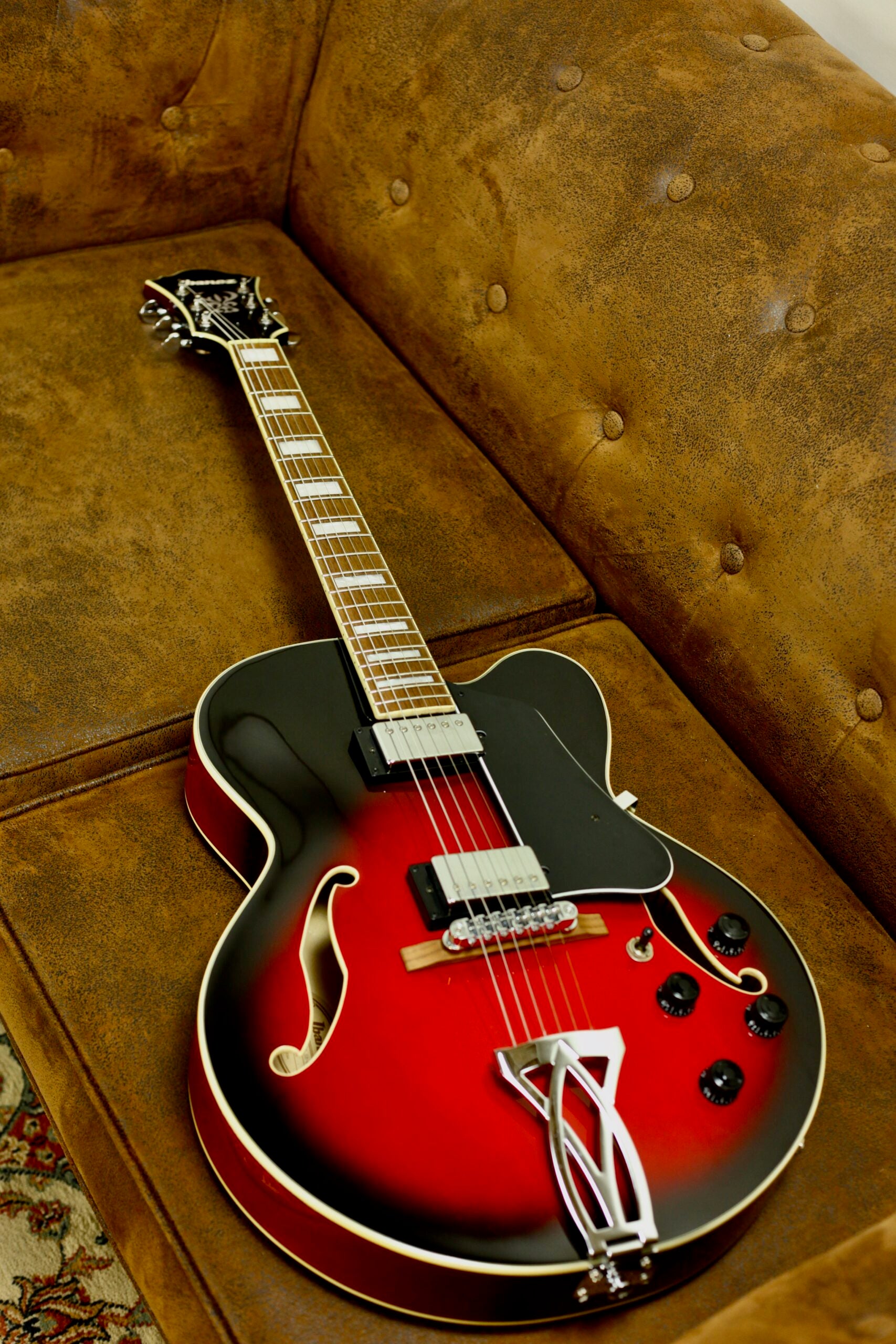 Ibanez Artcore AF75 2022 | Transparent Red Sunburst