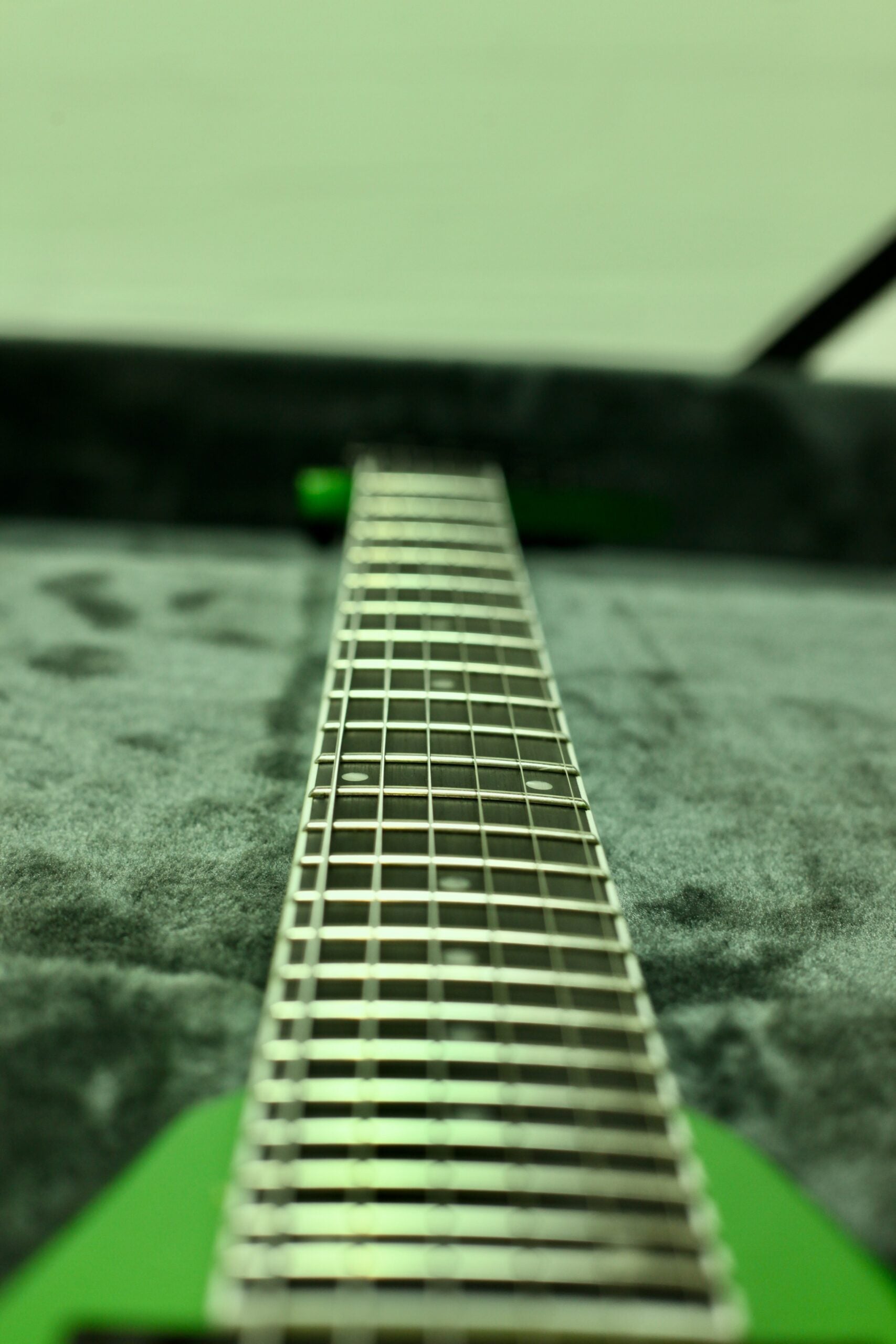 Kramer Vanguard Dave Mustaine Rest in Peace | Alien Tech Green