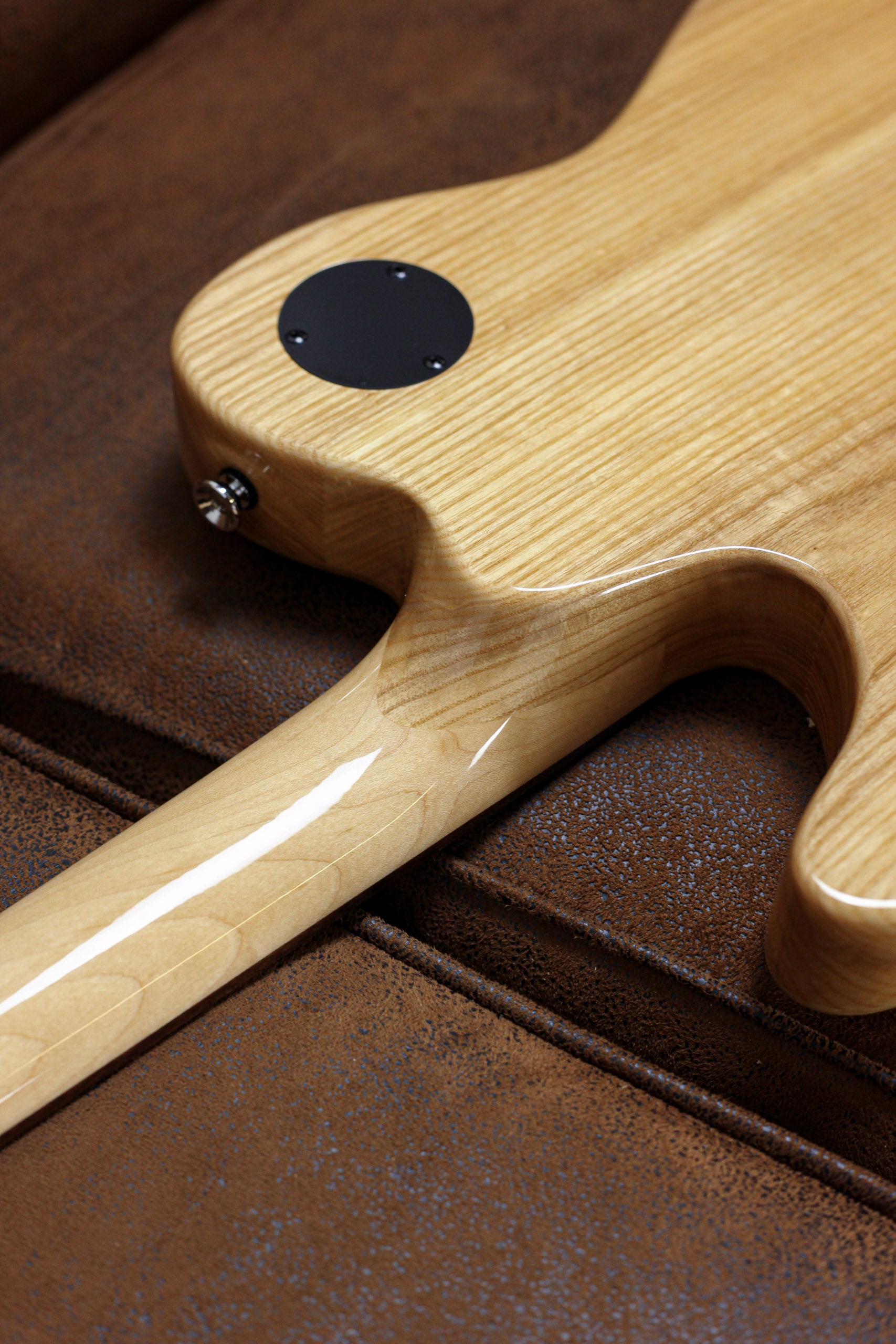 Fender JA-90 Jim Adkins 2025 | Natural