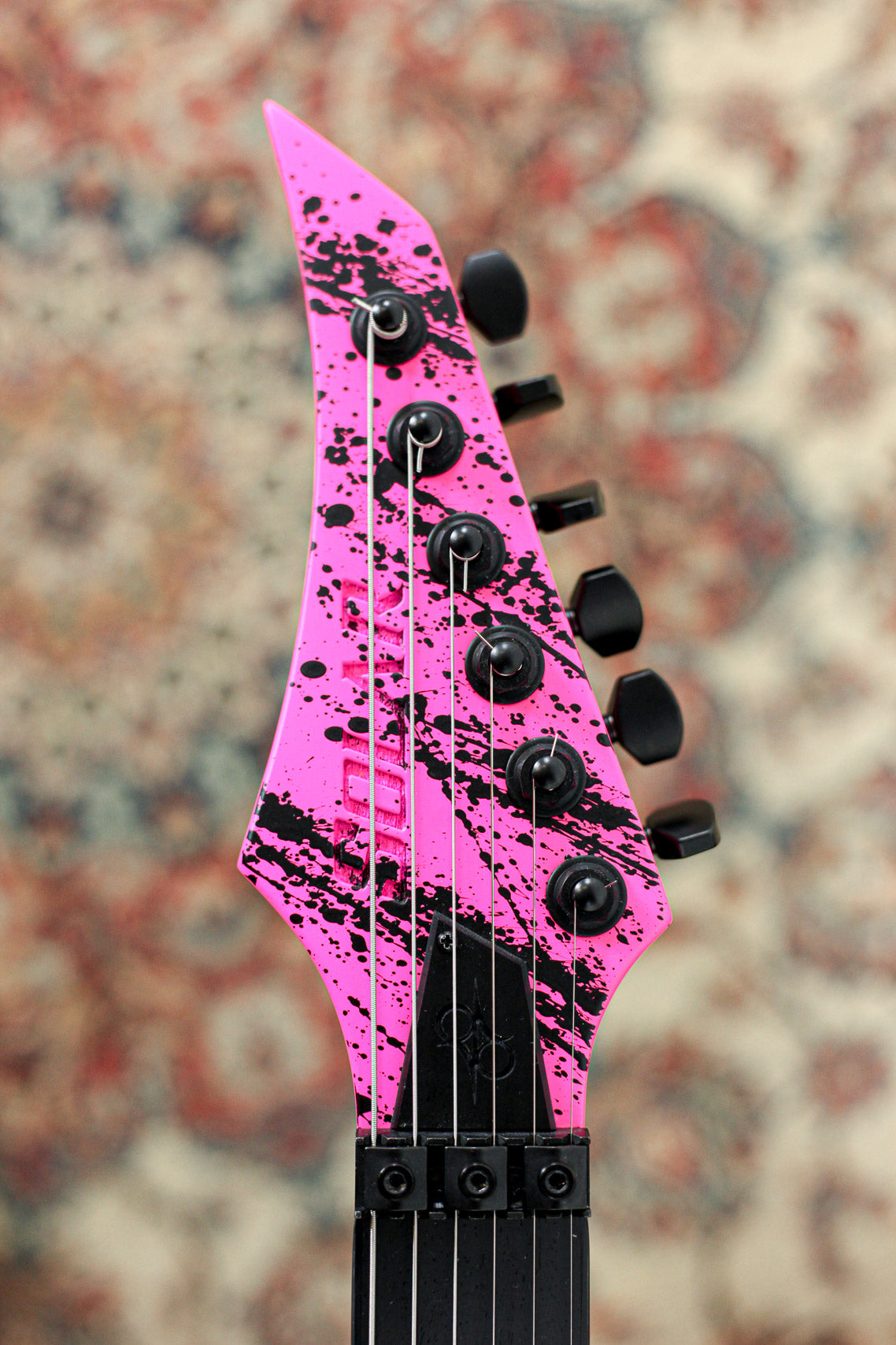 Solar A2.6FRPN Canibalismo | Pink Neon Matte