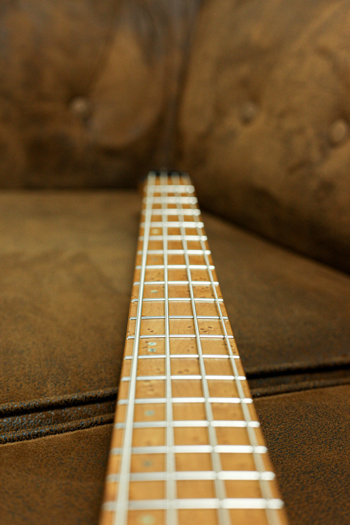 Ibanez EHB 1000 2021 | Pearl White Matte