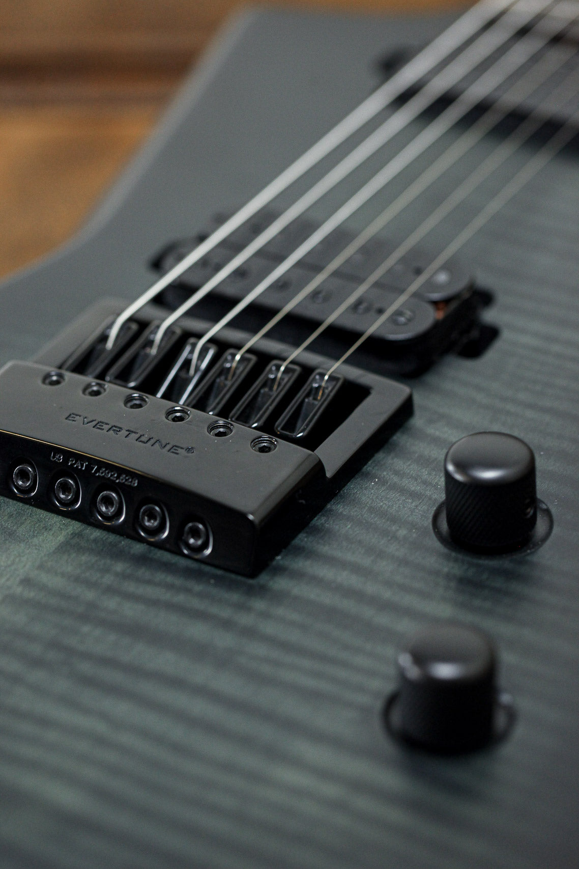 Solar E1.6 FBB Evertune | Flame Black Burst