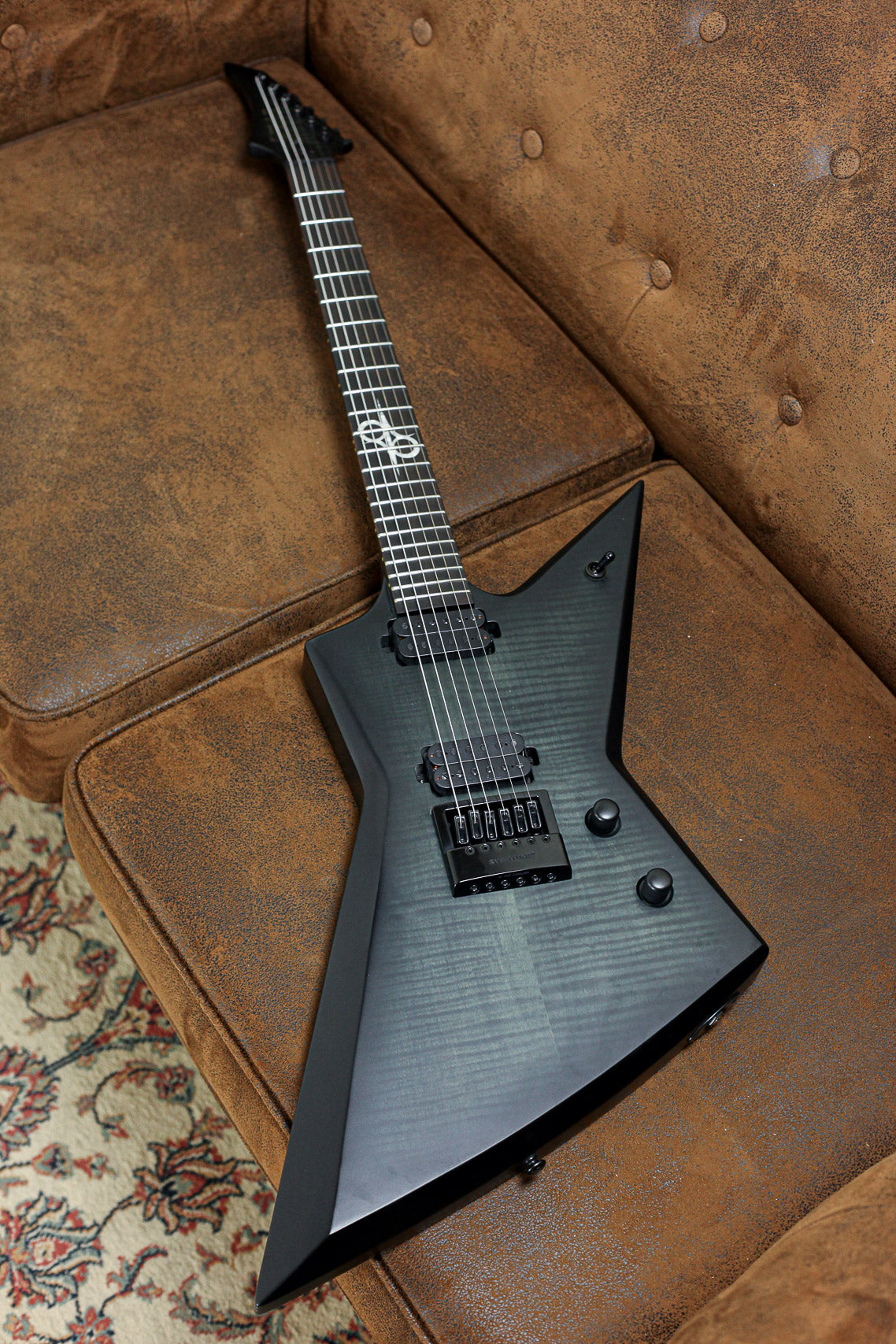 Solar E1.6 FBB Evertune | Flame Black Burst