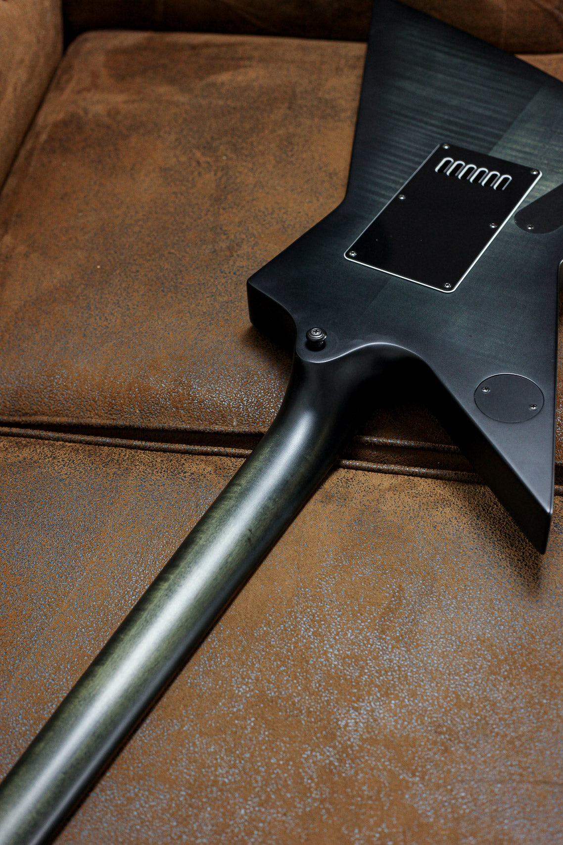 Solar E1.6 FBB Evertune | Flame Black Burst