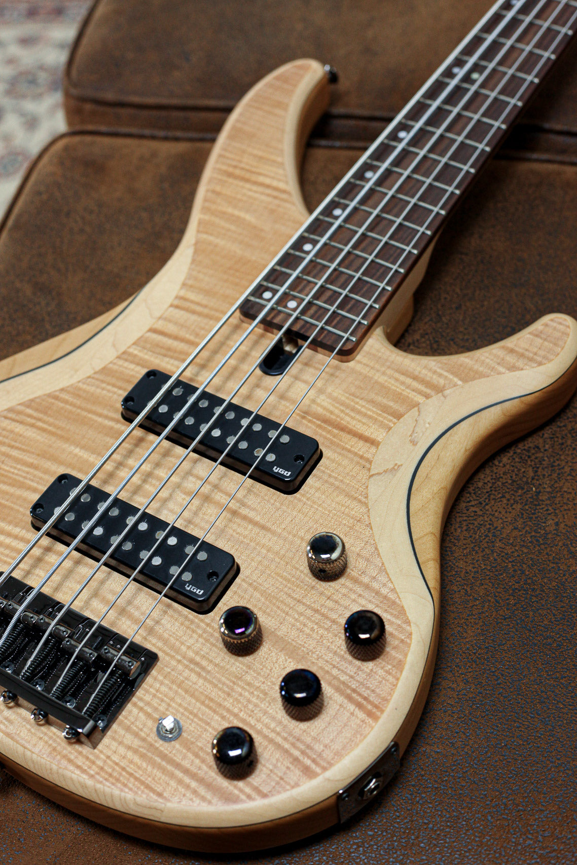 Yamaha TRBX605FM 2023 | Flamed Maple