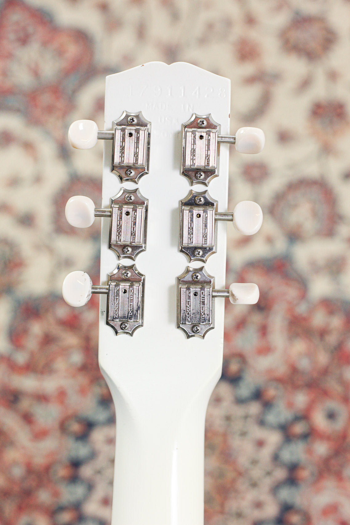 Gibson Melody Maker 2017 | WornWhite