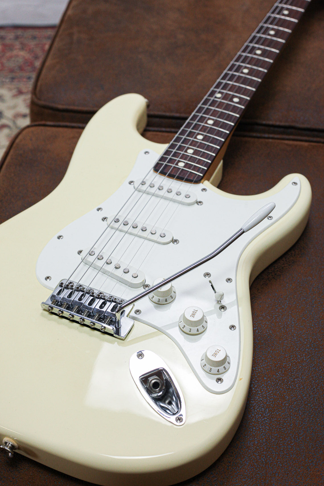 Fender Stratocaster MiM 1995 | Vintage White