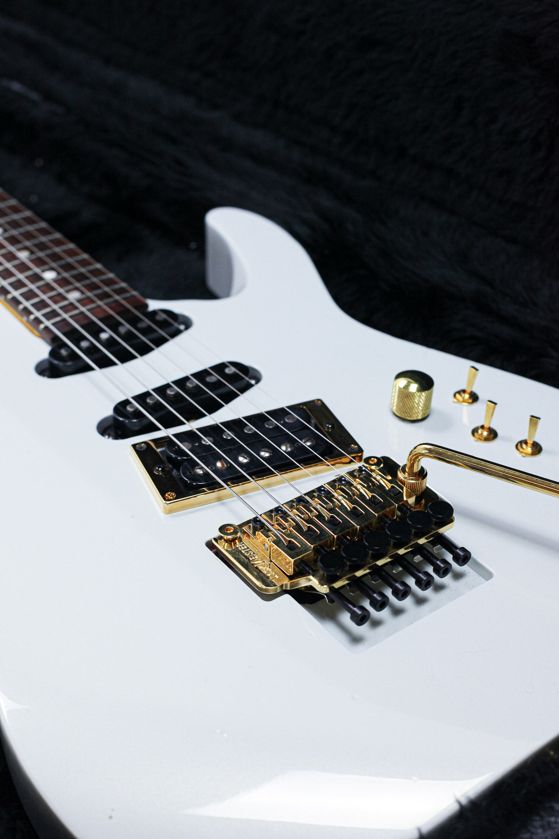 Kramer 1890 Pacer Custom 1 | Refinished Champagne Grey