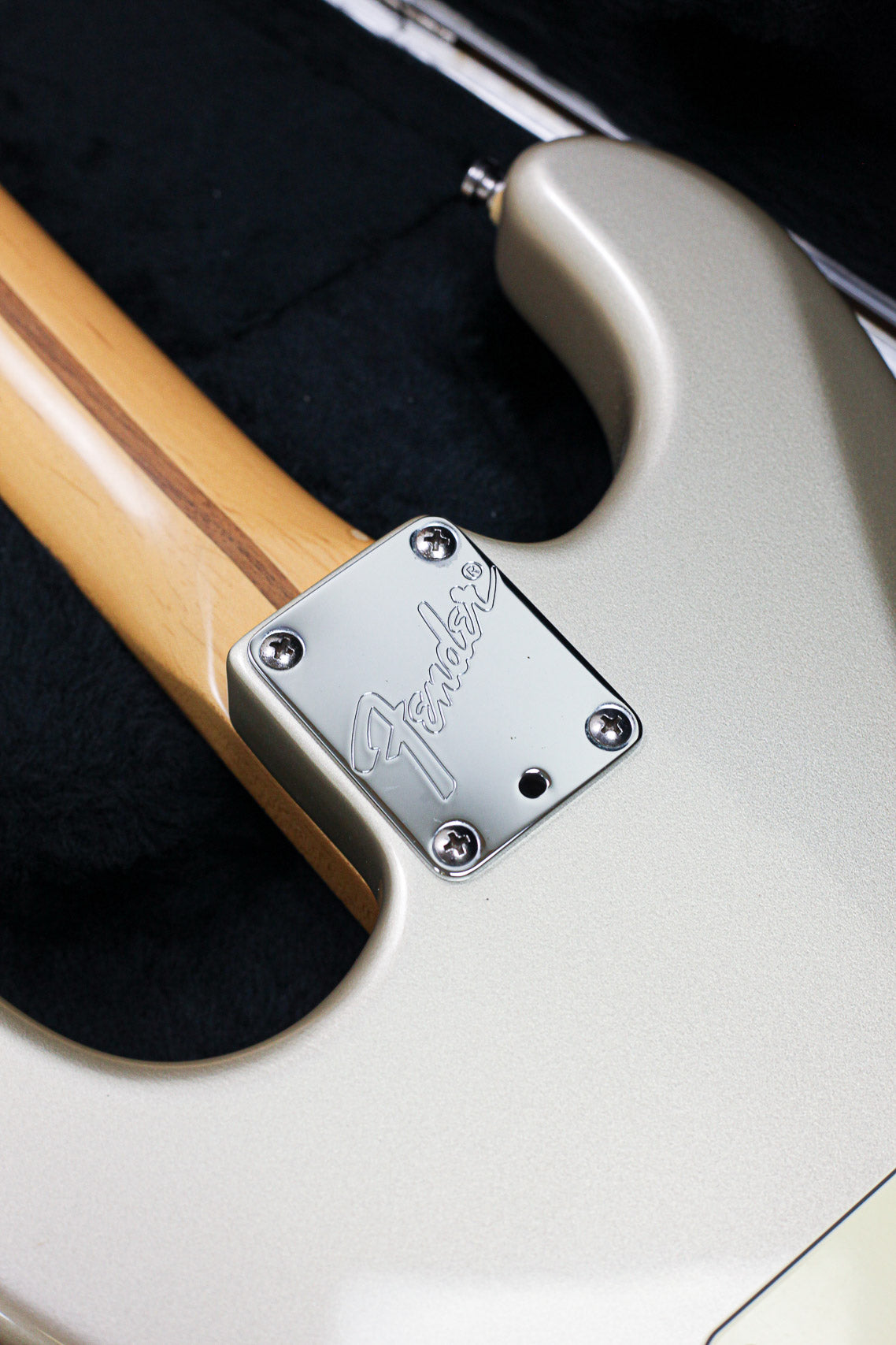 Fender Roadhouse Stratocaster 1997 | Inca Silver