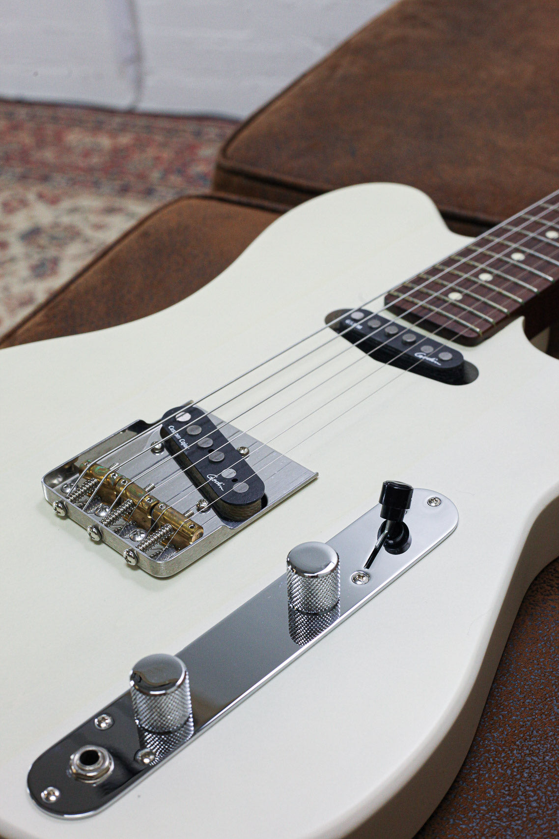 Godin Stadium Hardtail Rosewood | Trans White