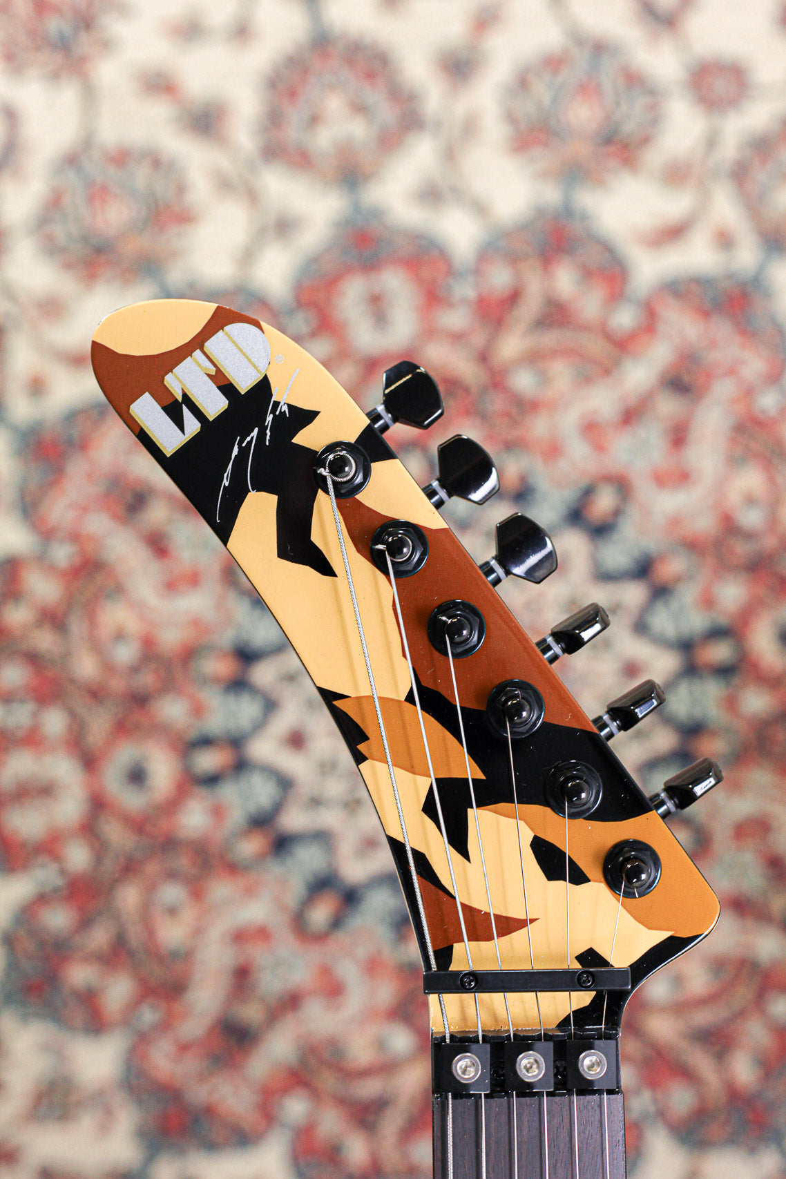 ESP LTD George Lynch | Desert Eagle Camo