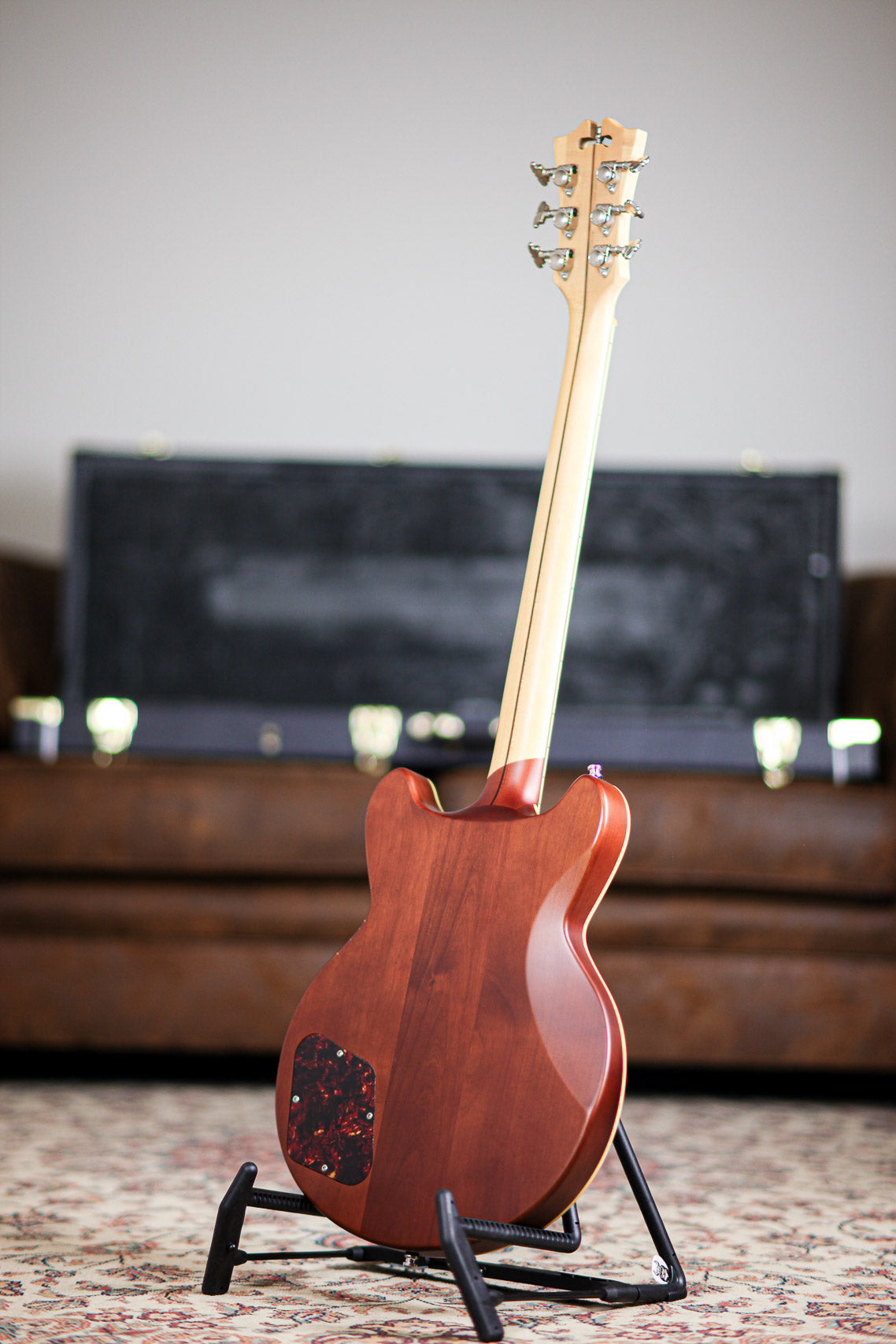 D'Angelico Deluxe Brighton 2024 | Matt Walnut