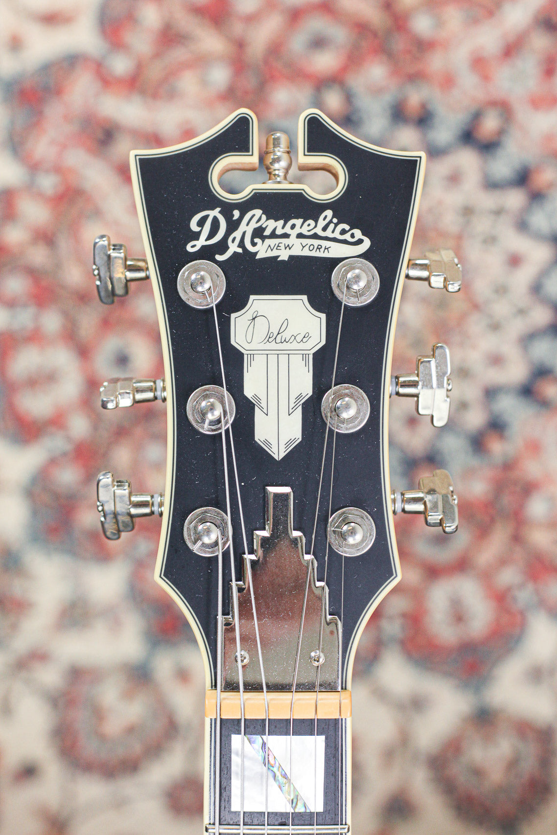 D'Angelico Deluxe Brighton 2024 | Matte Walnut