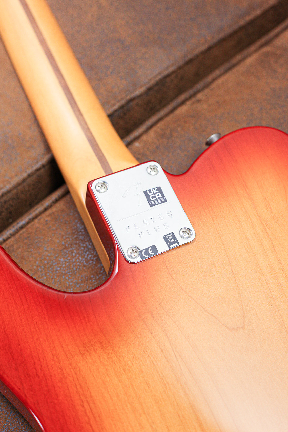 Fender Player Plus Telecaster MN | Sienna Sunburst
