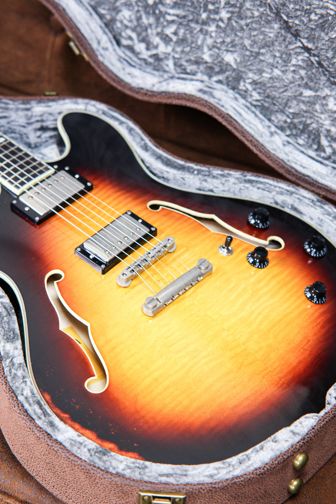 Eastman T59/v 2024 | Antique Varnish Sunburst