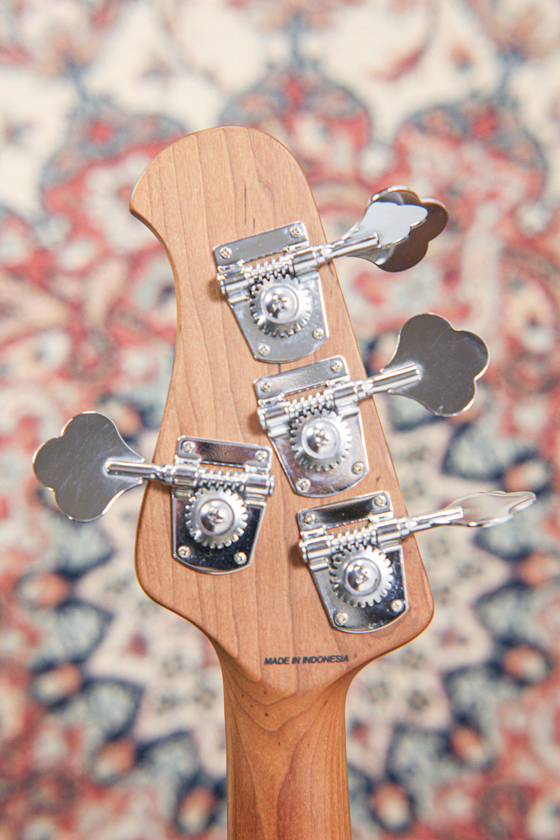 Sterling Stingray RAY34 | Firemist Silver