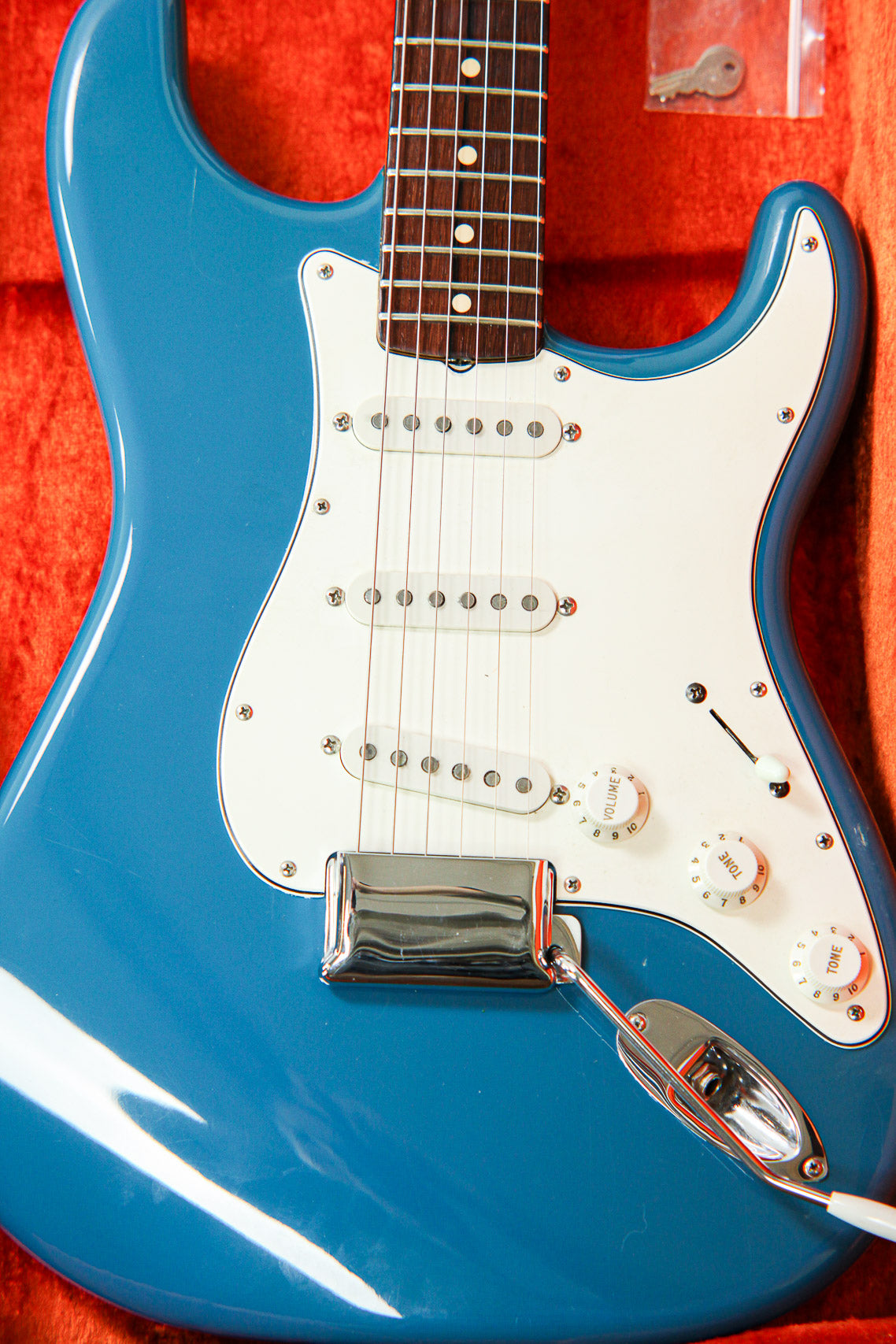 Fender Custom Shop '62 California Beach Stratocaster | Blue