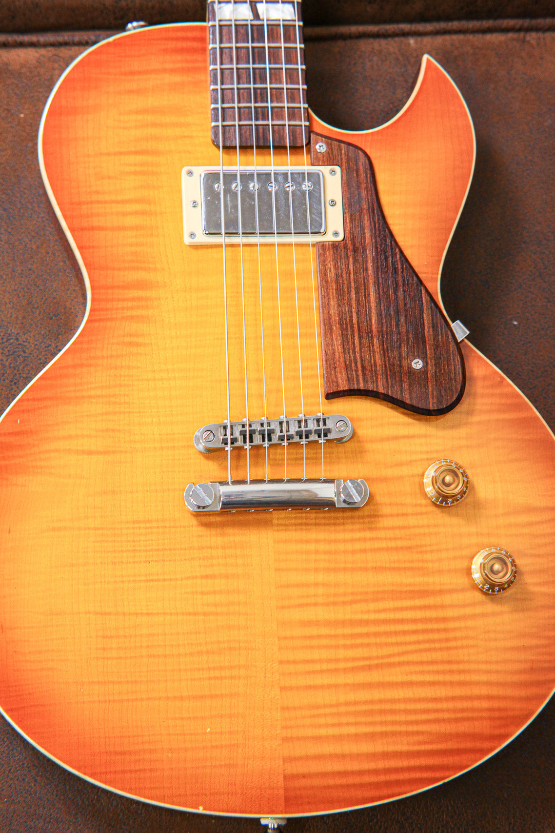 Smitty Custom Classic Boutique SC | Flamed Amber Burst