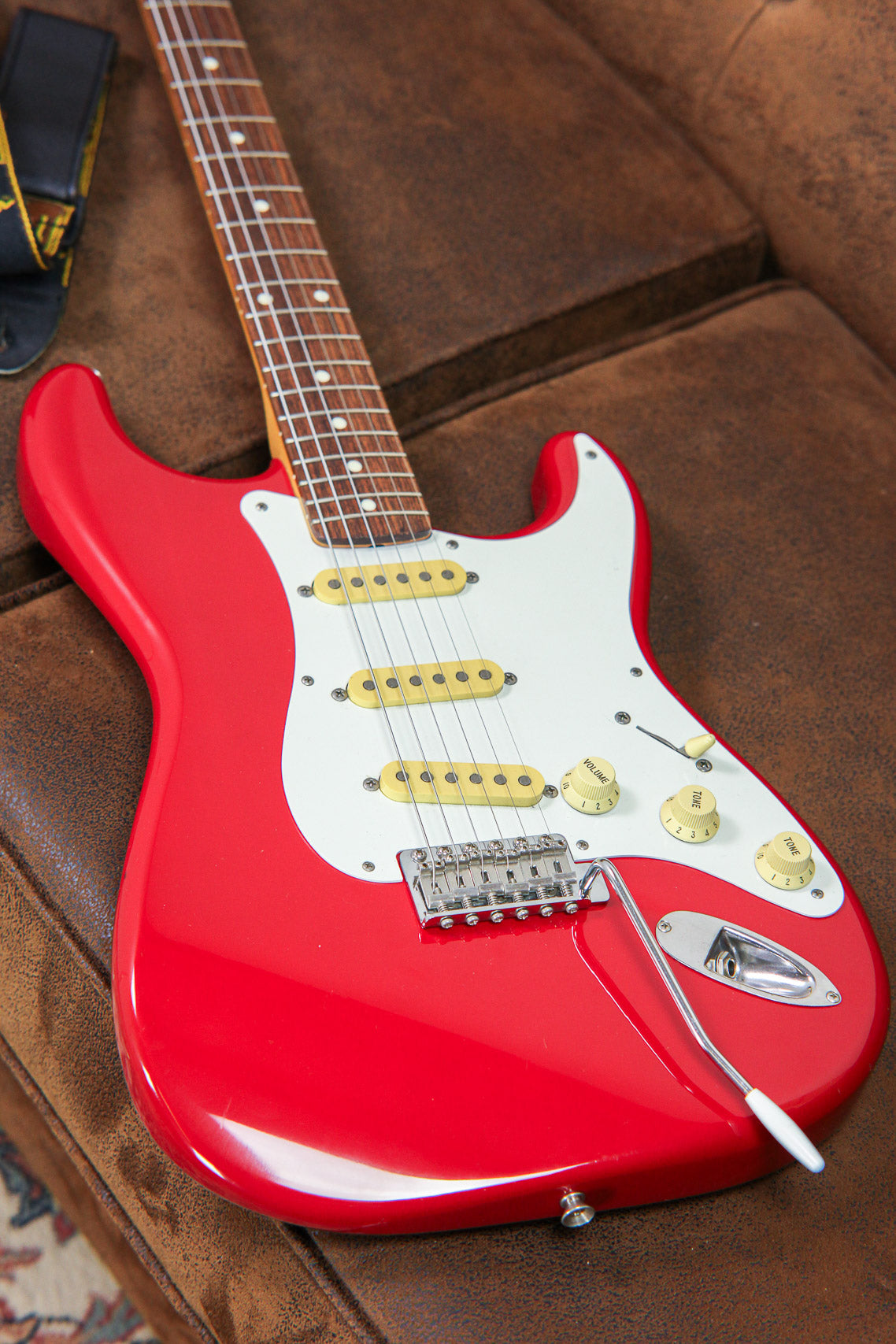 Fender MiJ Stratocaster 1988 | Dakota Red