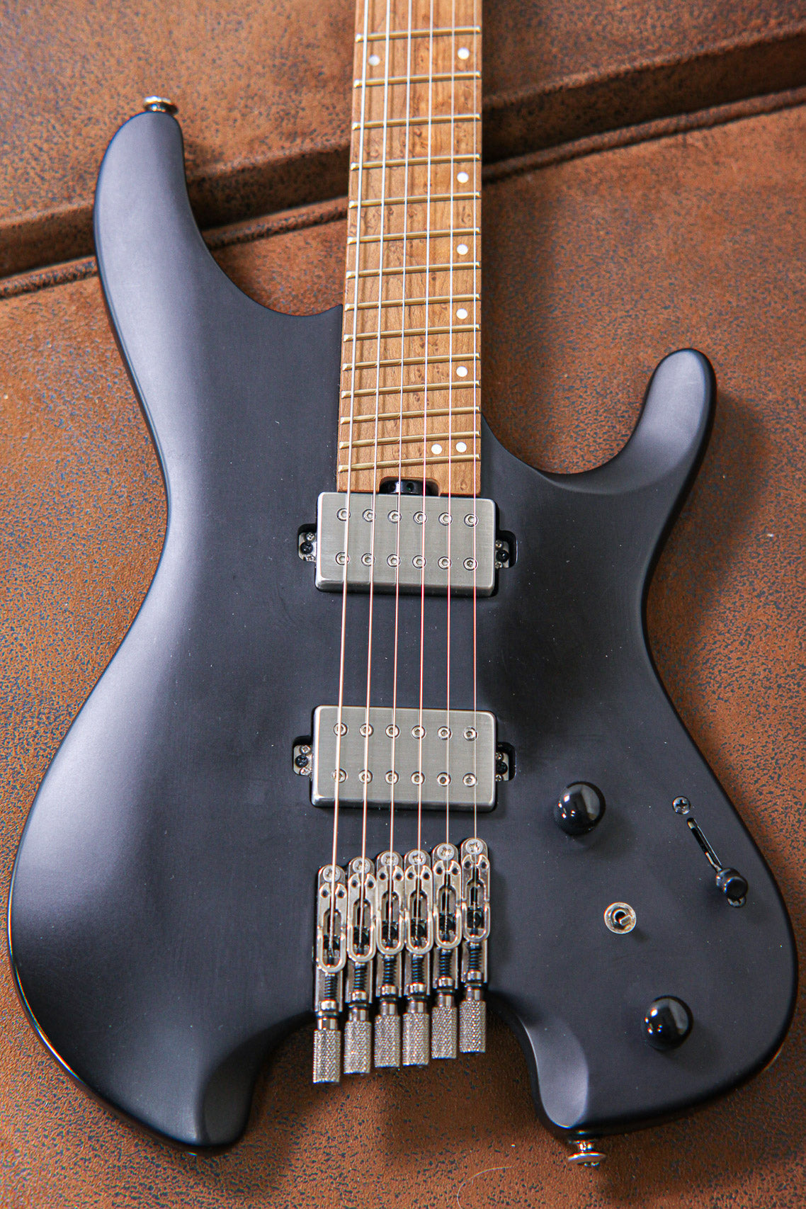 Ibanez QX-52 Headless | Black Flat Matte