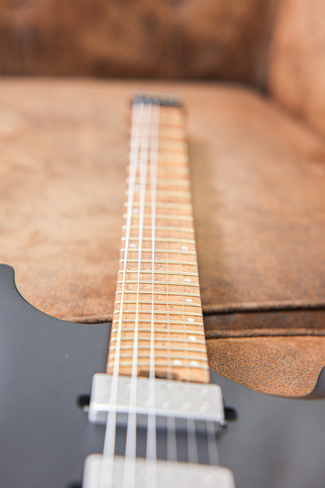 Ibanez QX-52 Headless | Black Flat Matte