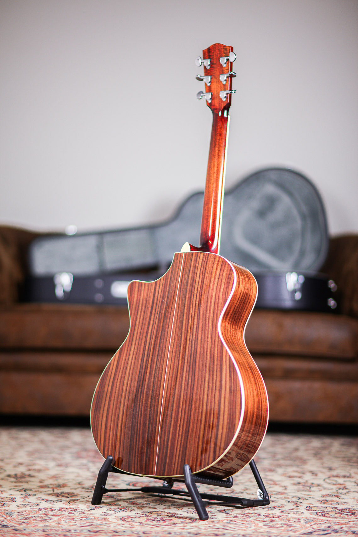 Eastman AC422CE | Natural