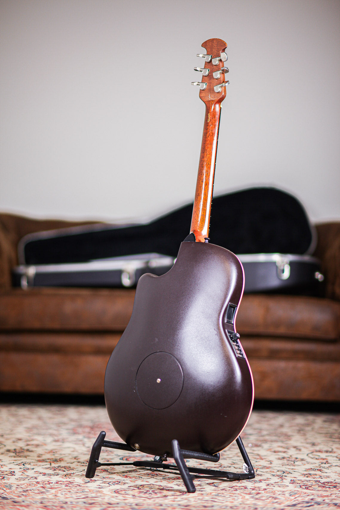 Ovation USA Ovation Elite Model 8686 | Sunburst