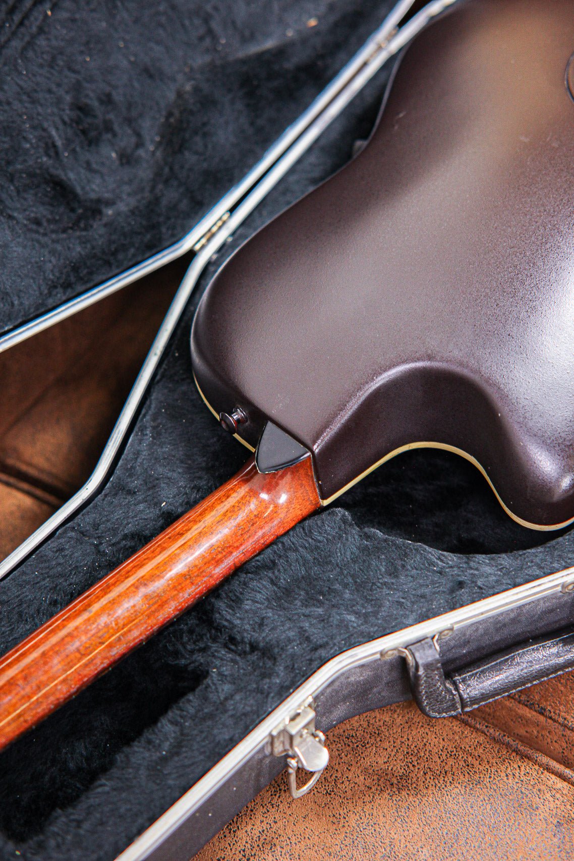 Ovation USA Ovation Elite Model 8686 | Sunburst