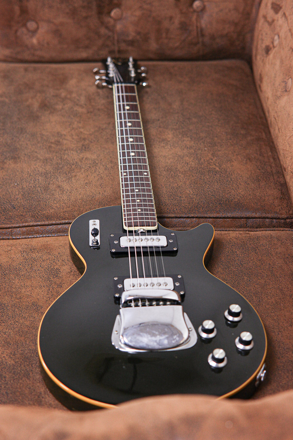 Eko Kiwi 1973 | High Gloss