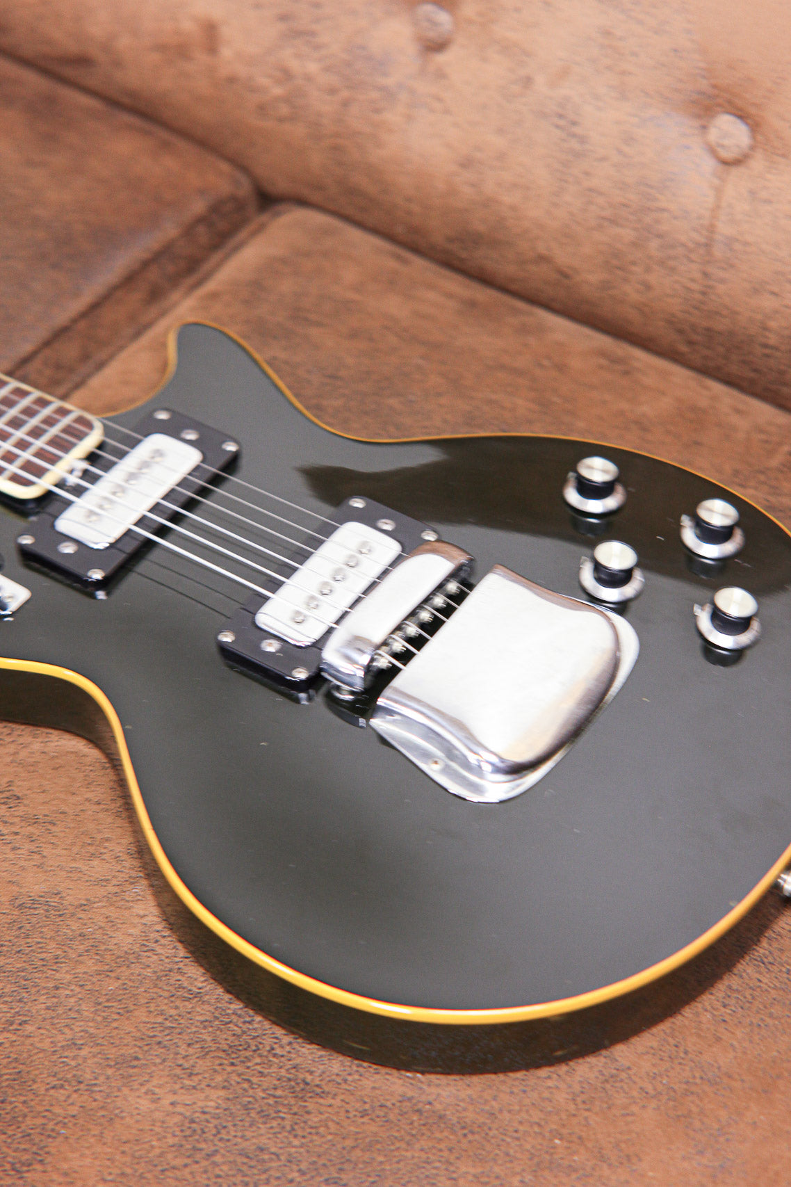 Eko Kiwi 1973 | High Gloss