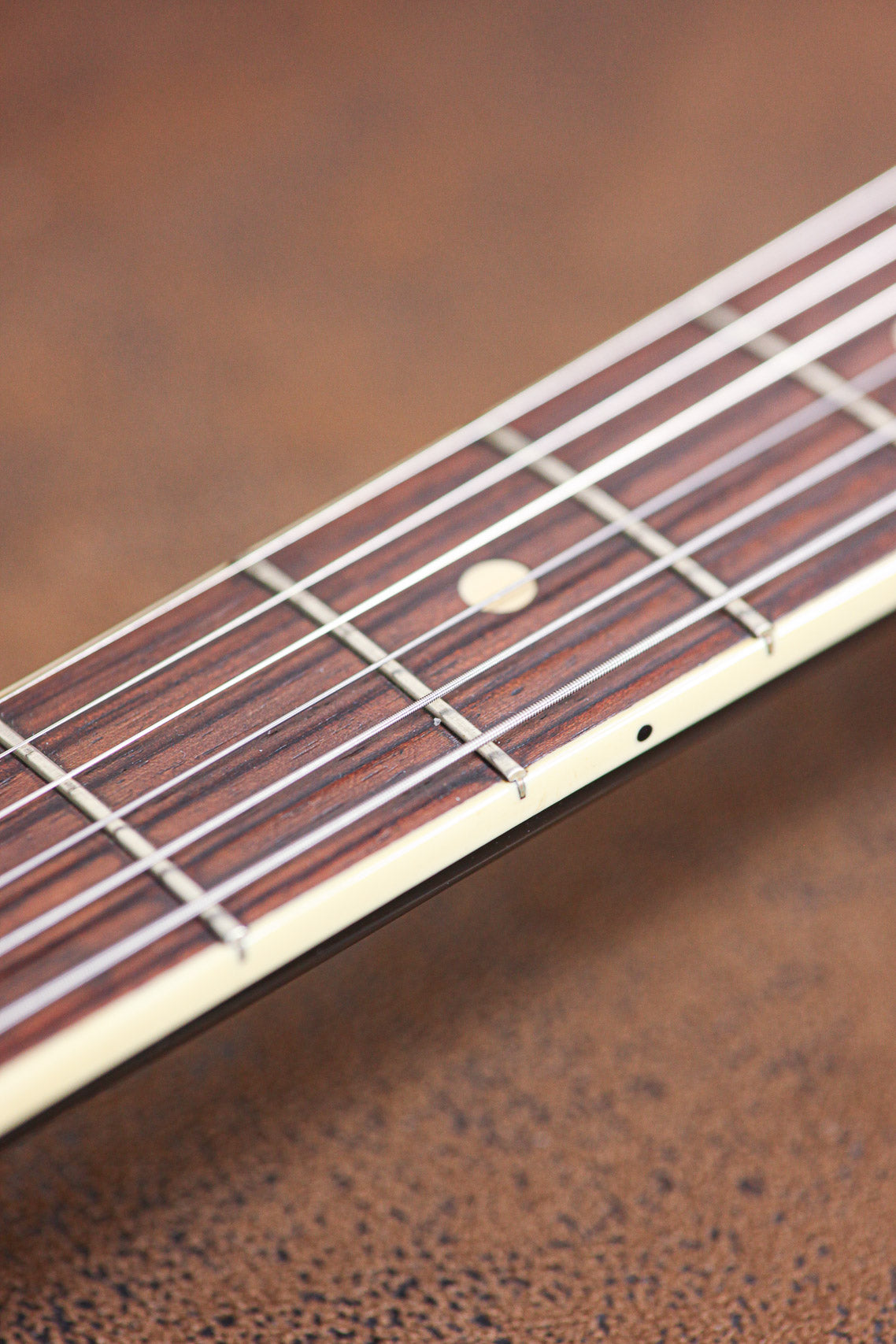 Eko Kiwi 1973 | High Gloss