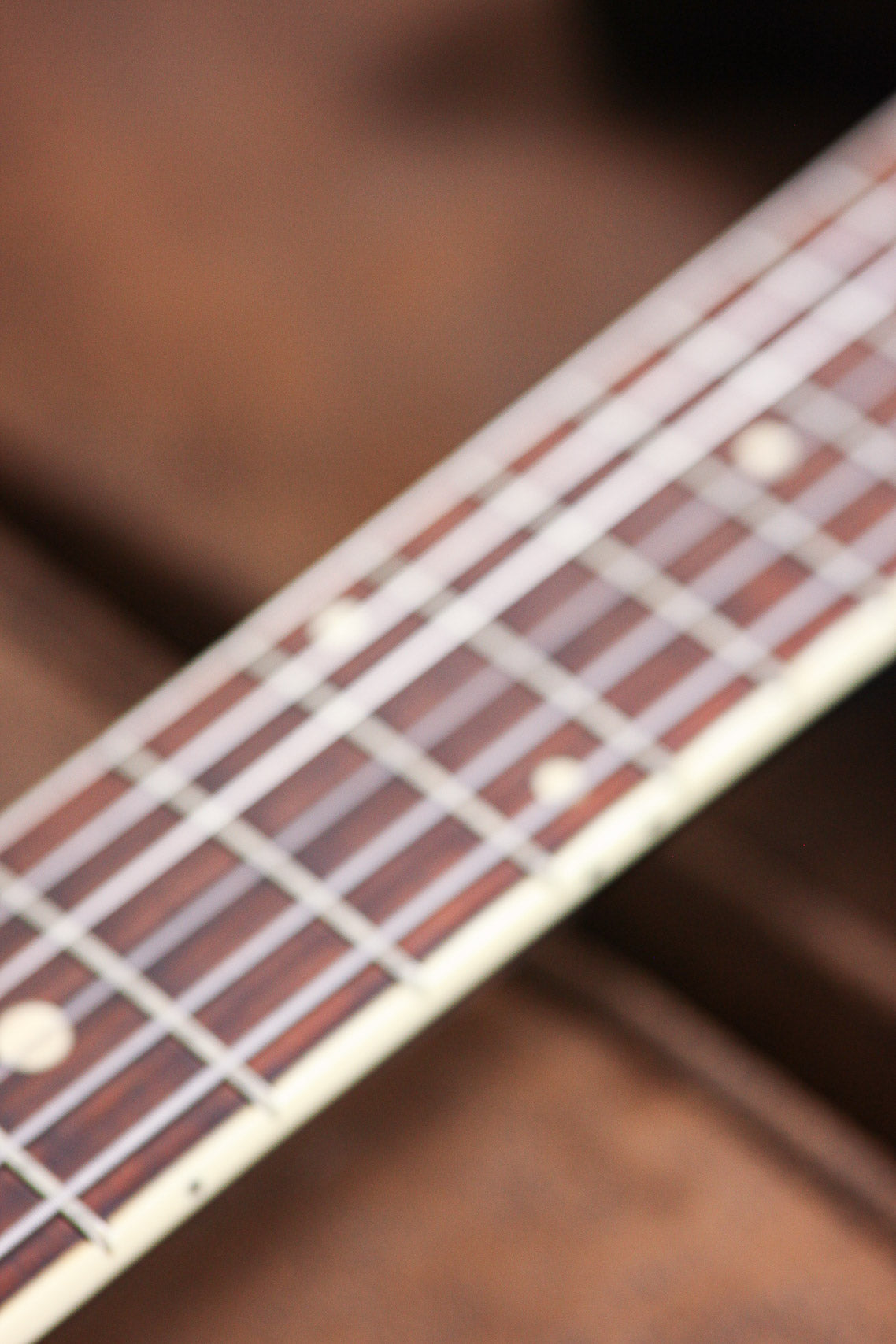 Eko Kiwi 1973 | High Gloss