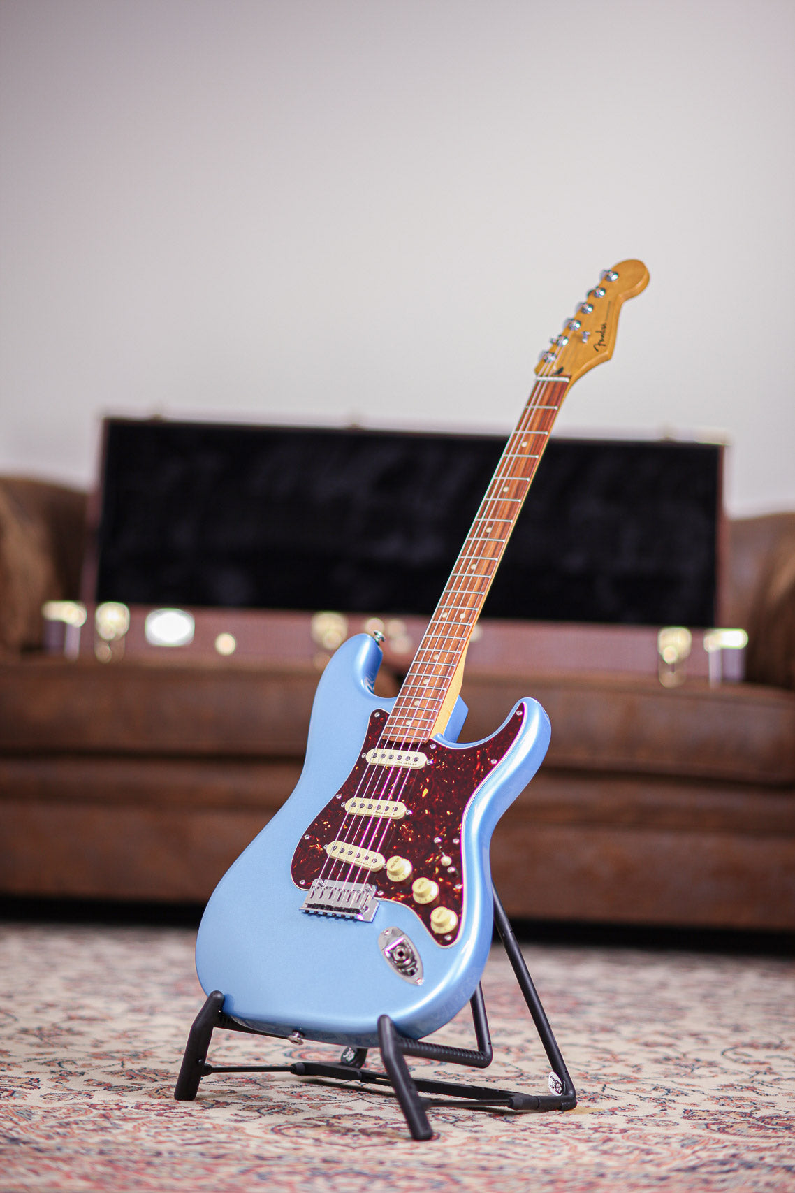 Fender  Player Plus Stratocaster SSS | Opal Spark