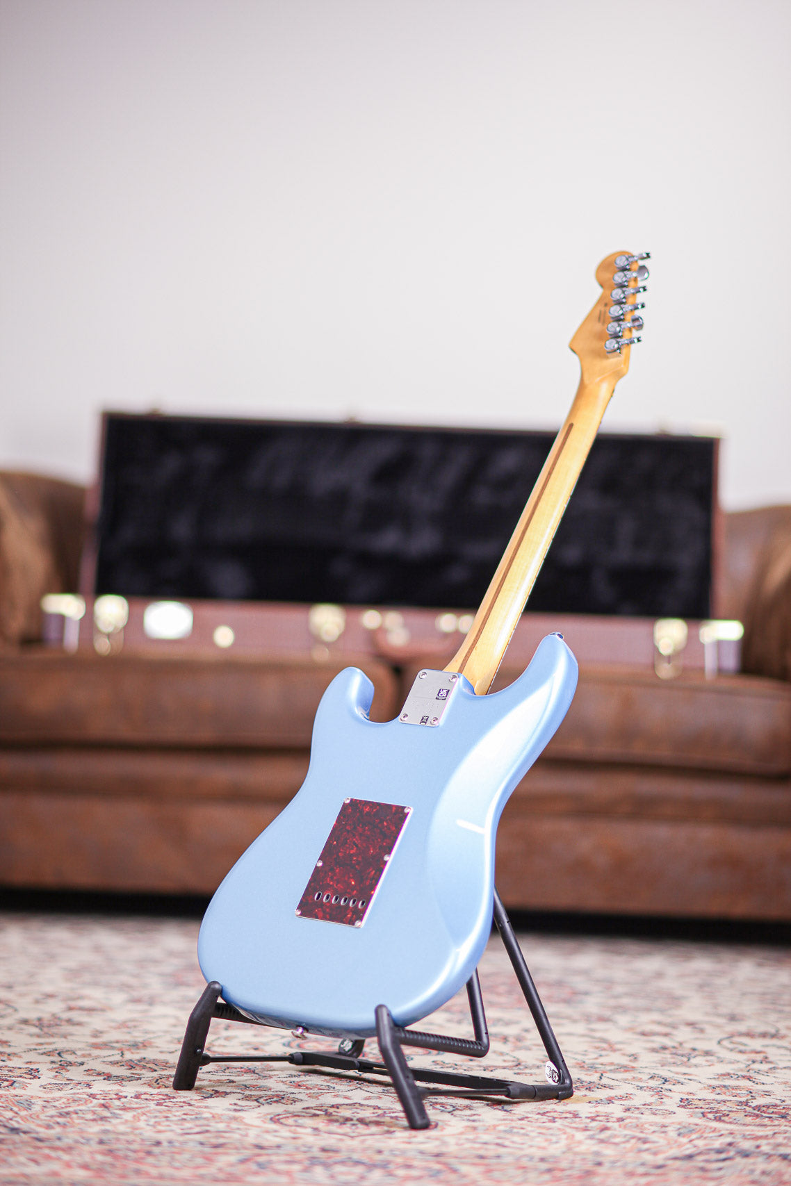 Fender  Player Plus Stratocaster SSS | Opal Spark